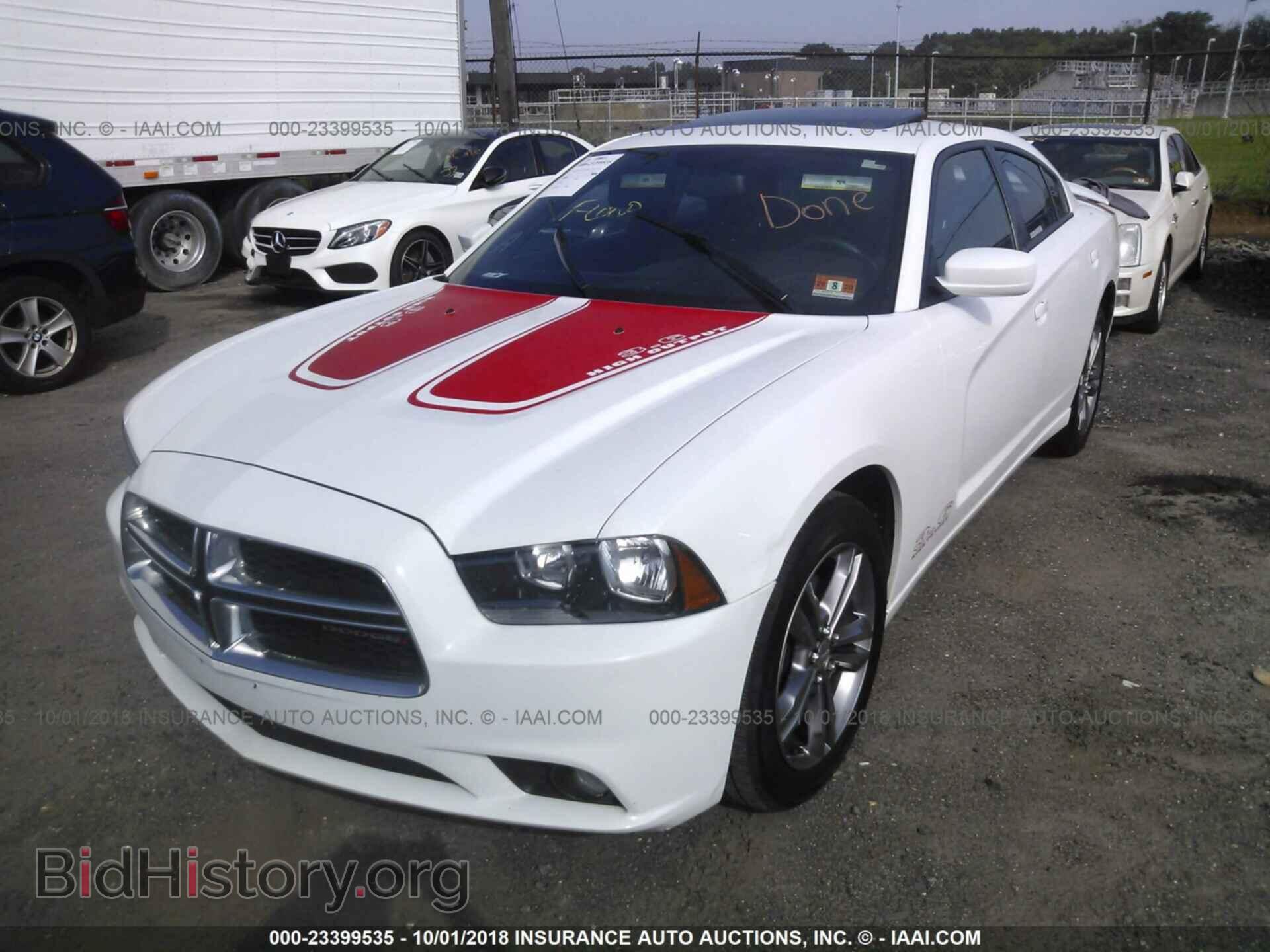 2013 Dodge Charger - VIN: 2C3CDXJG2DH702154 - Фото 2