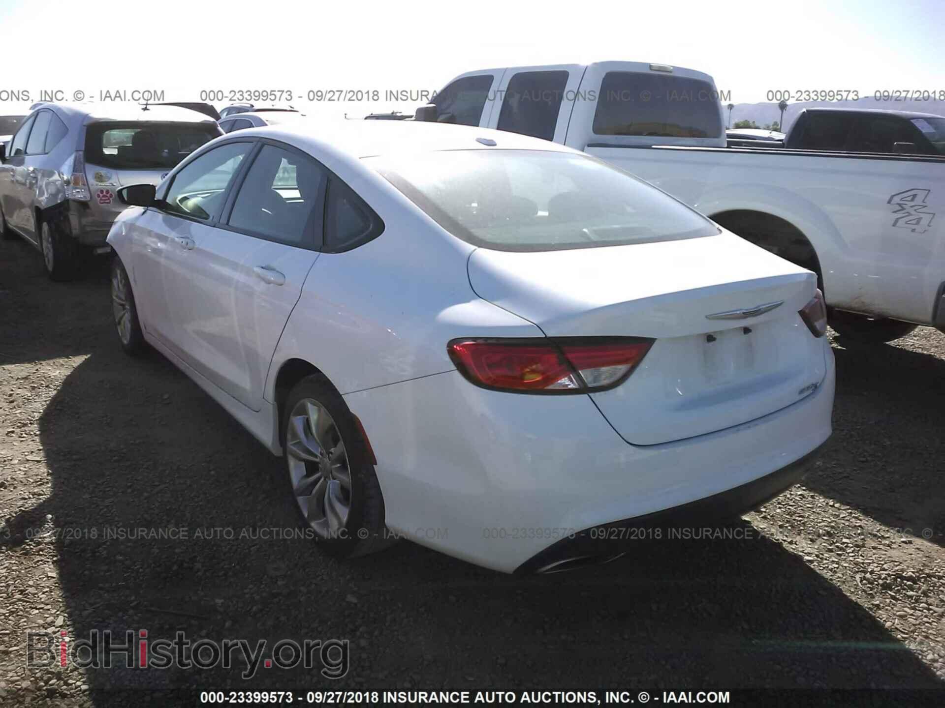 2015 Chrysler 200 - VIN: 1C3CCCBB9FN650577 - Photo 3