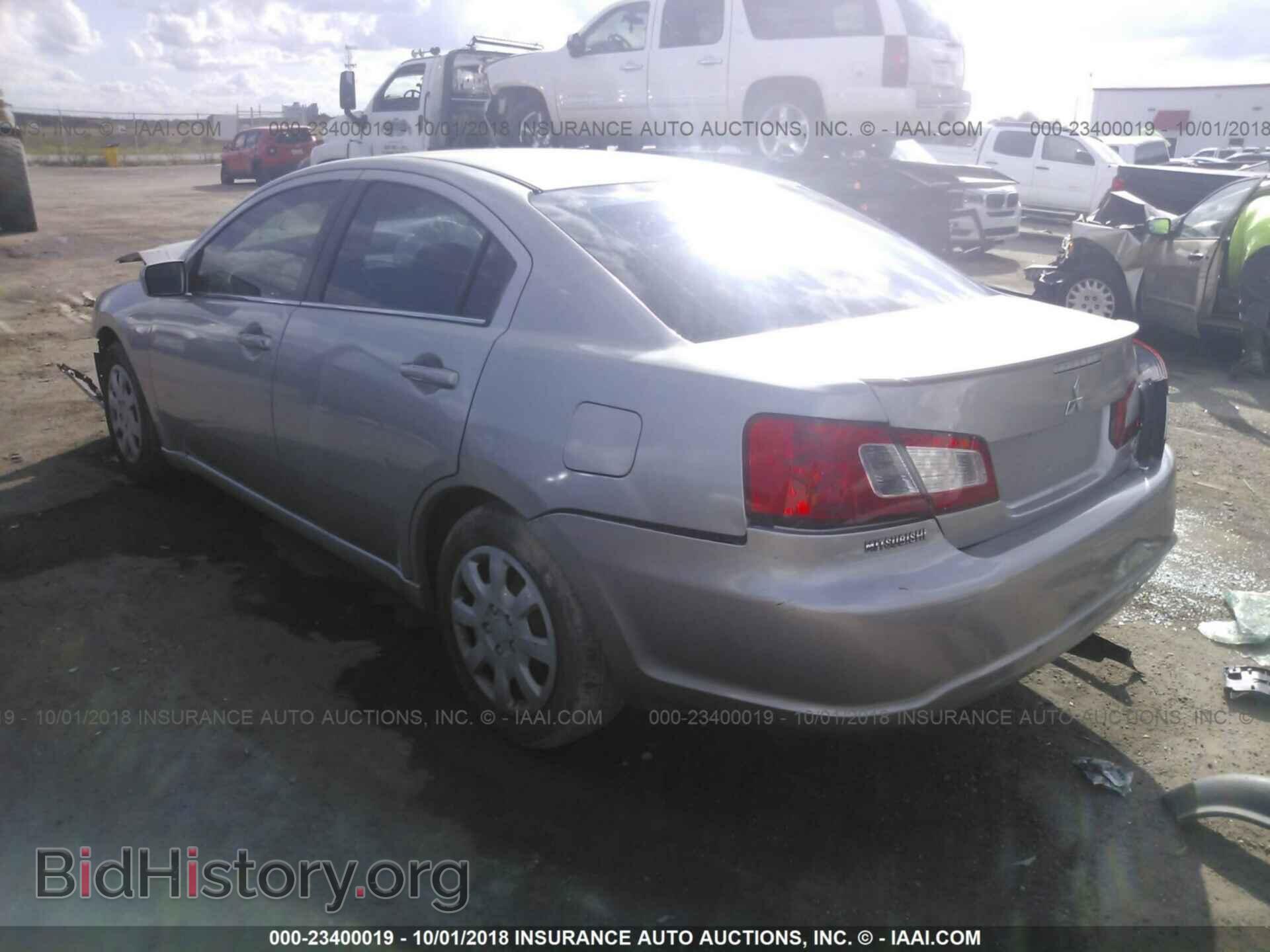 2011 Mitsubishi Galant - VIN: 4A32B3FF2BE013318 - Фото 3