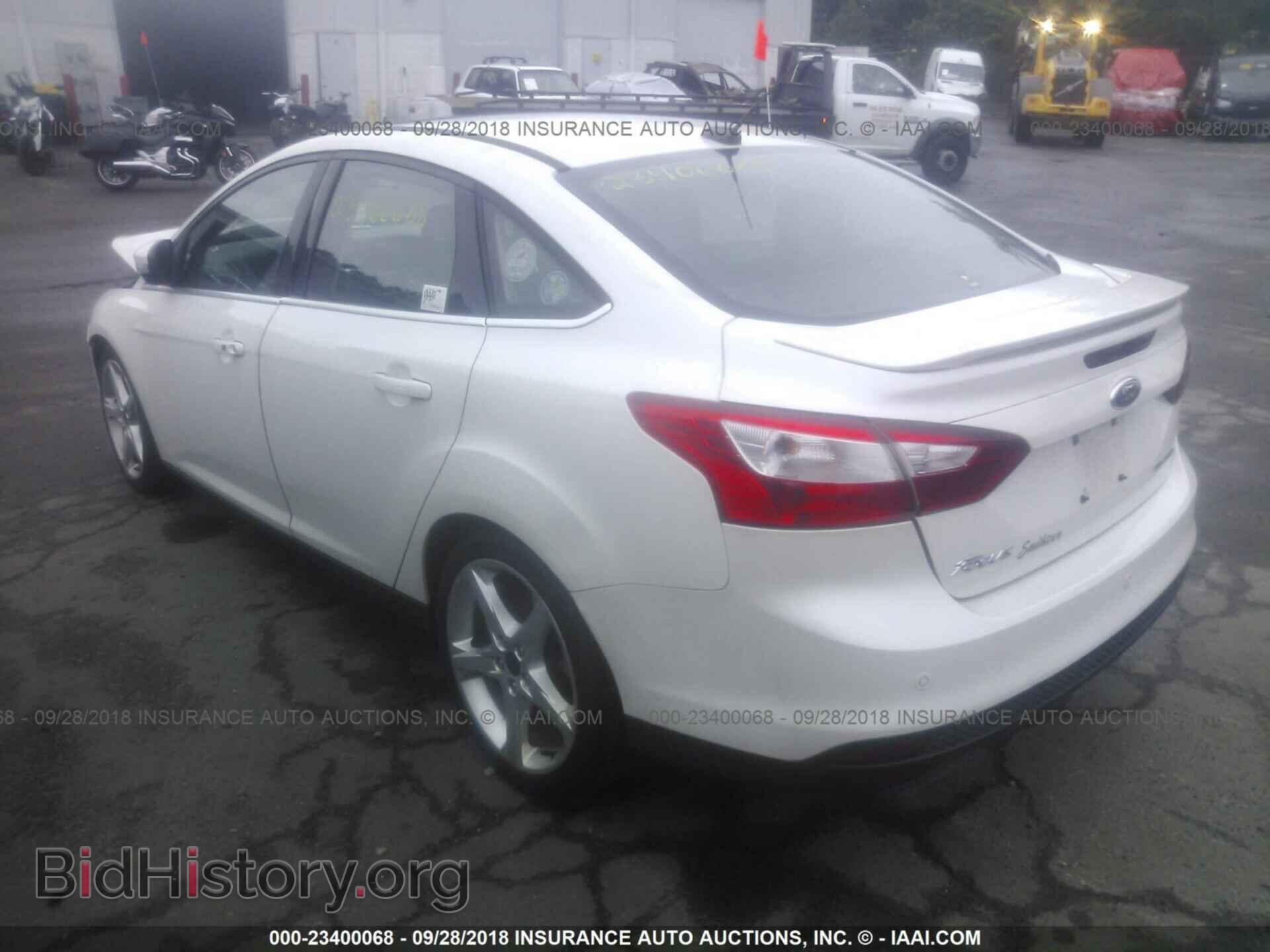 2013 Ford Focus - VIN: 1FADP3J21DL330125 - Photo 3