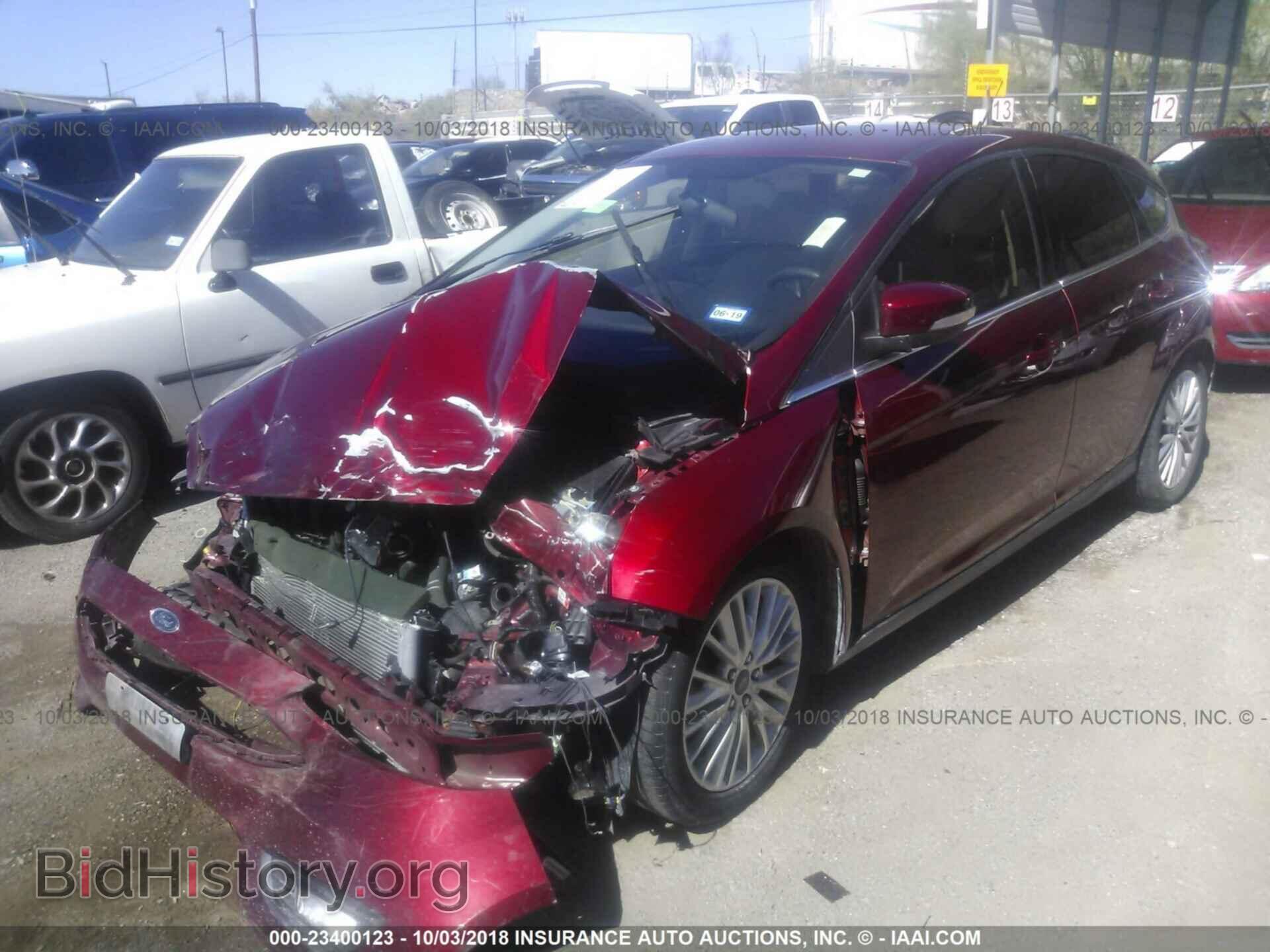 2015 Ford Focus - VIN: 1FADP3N21FL230765 - Photo 2