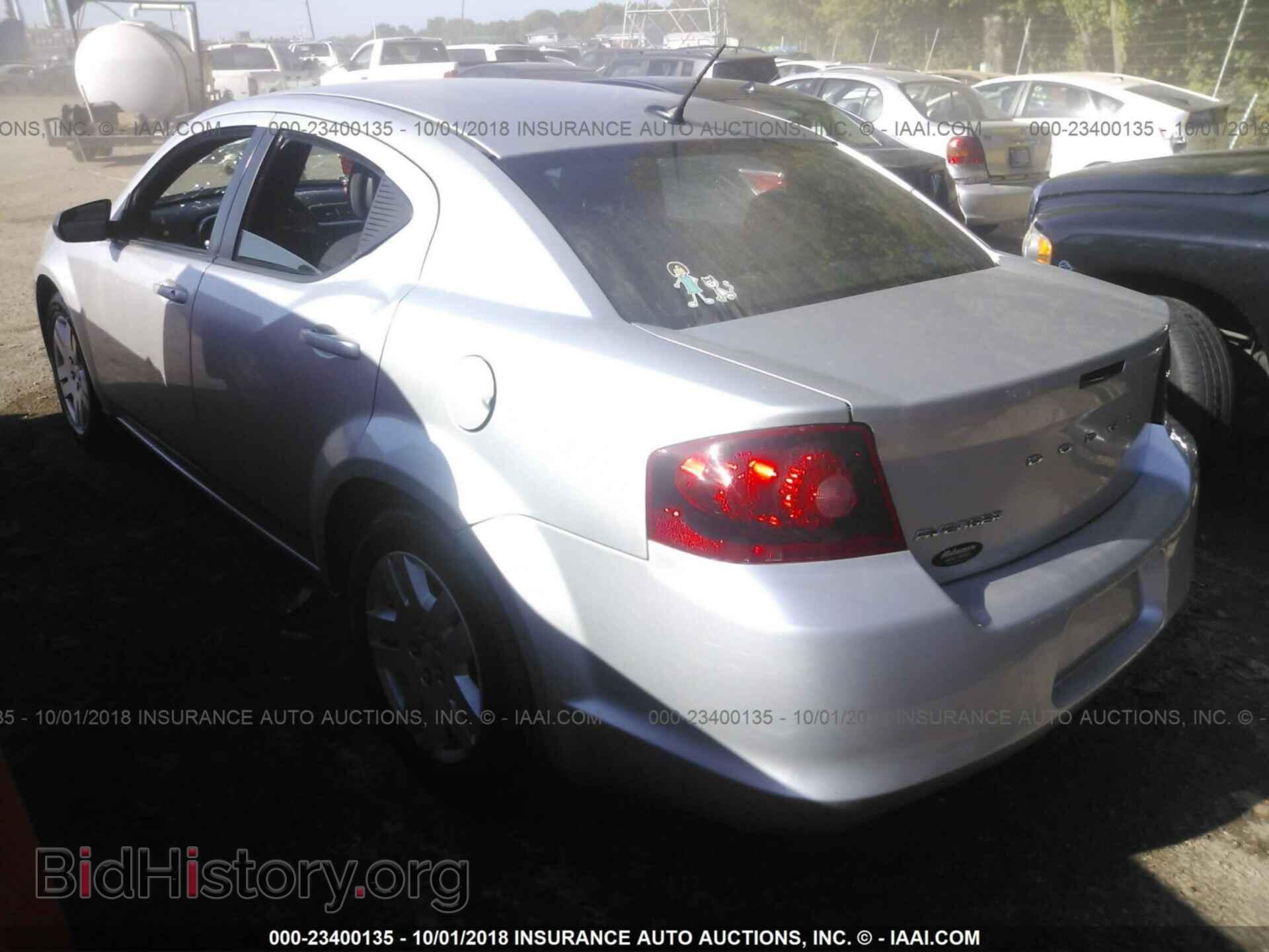 2011 Dodge Avenger - VIN: 1B3BD4FBXBN588087 - Photo 3
