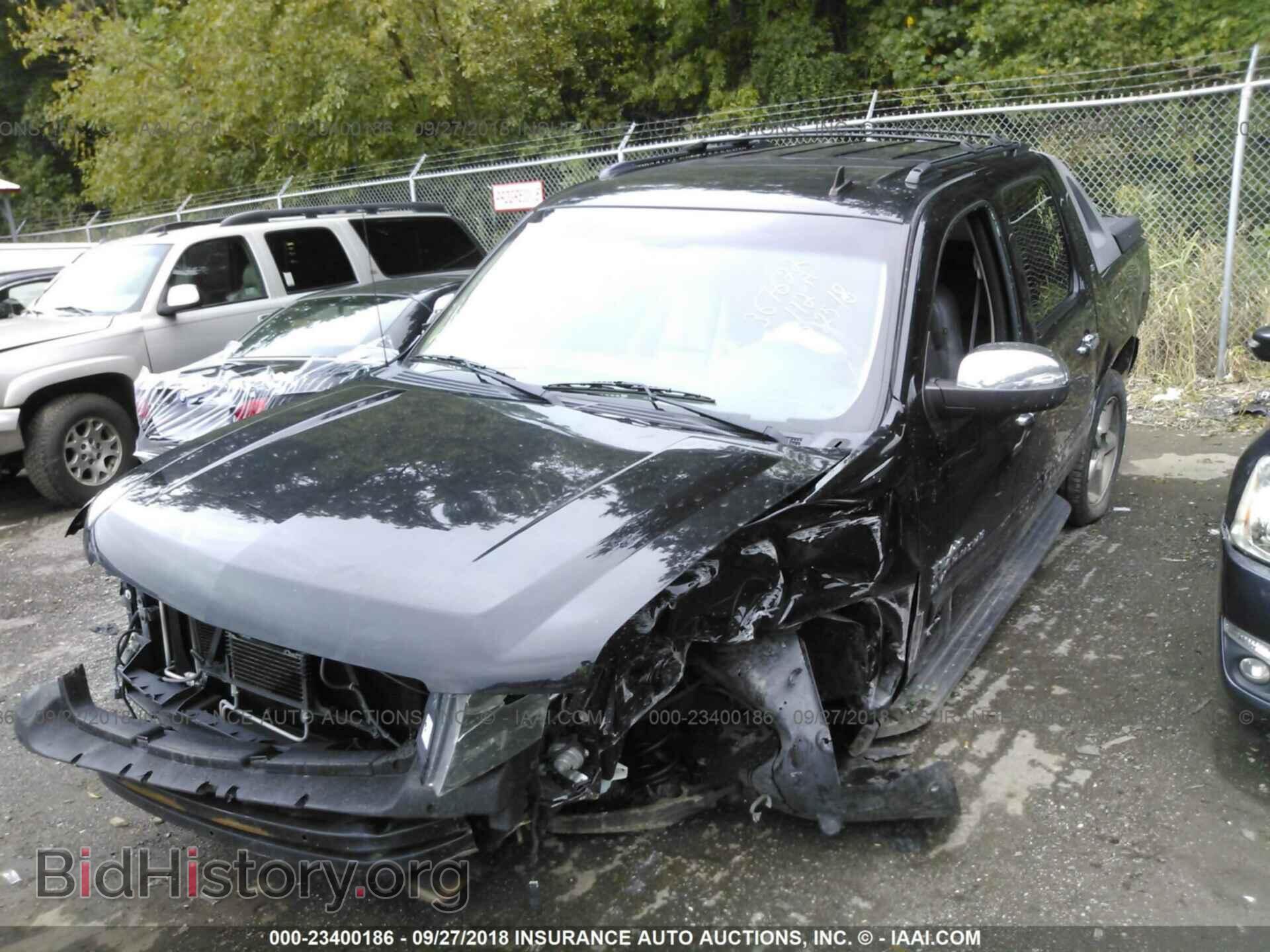 2011 CHEVROLET AVALANCHE - VIN: 3GNMCFE03BG334257 - Фото 2