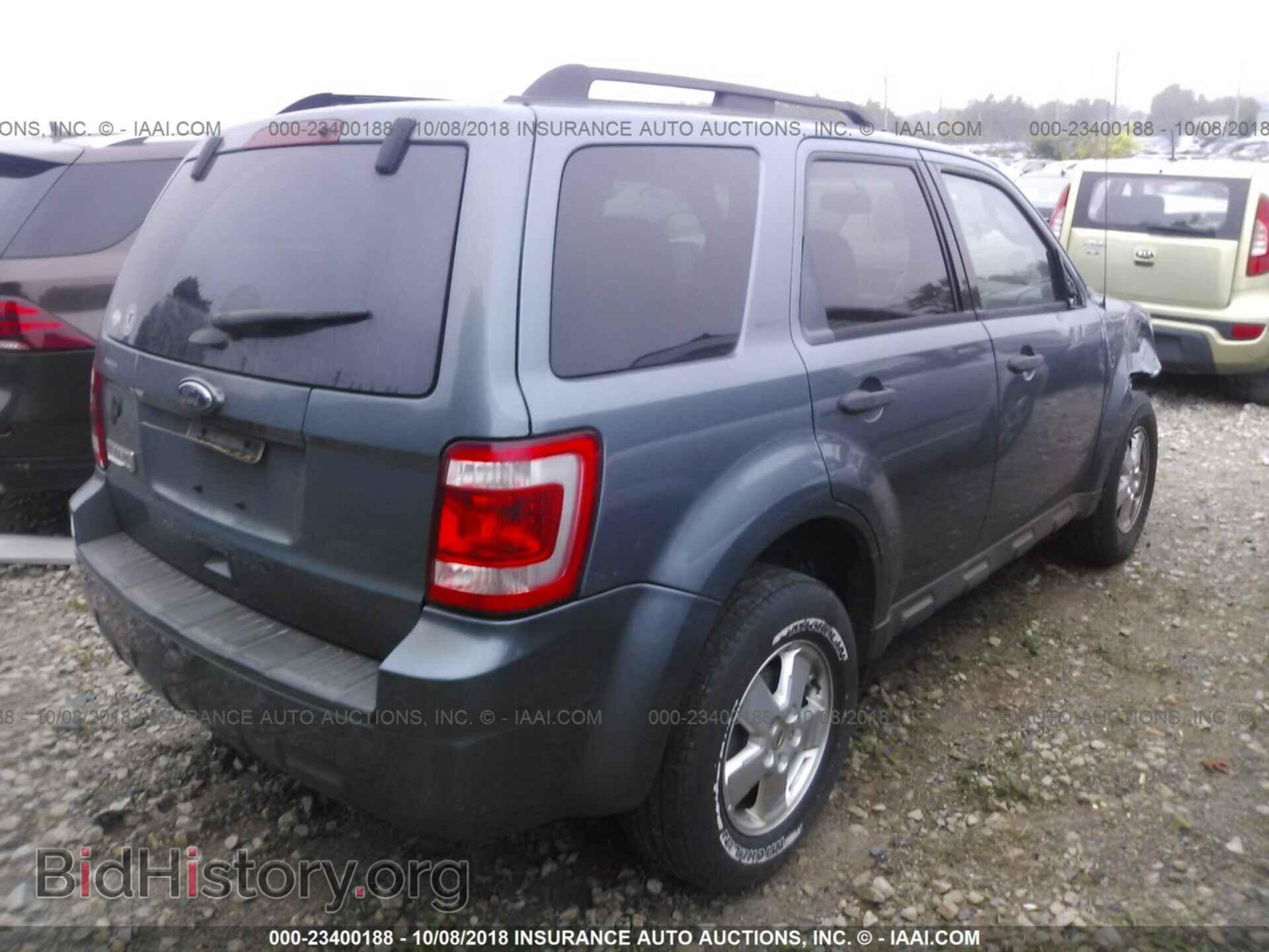 2011 Ford Escape - VIN: 1FMCU9D79BKC11245 - Photo 4