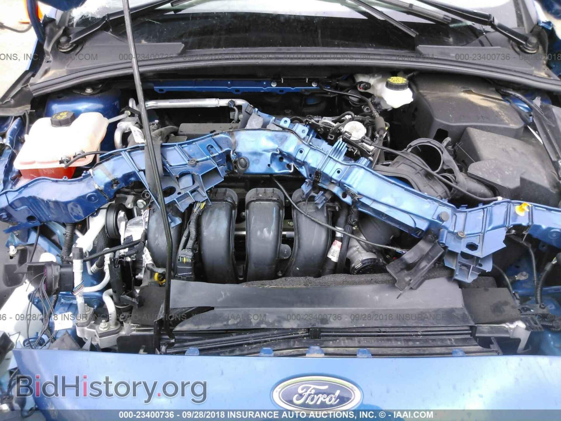 2018 Ford Focus - VIN: 1FADP3F27JL201438 - Фото 10