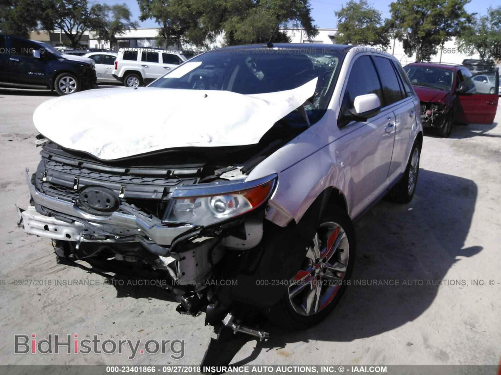 2012 Ford Edge - VIN: 2FMDK3KCXCBA77817 - Photo 2
