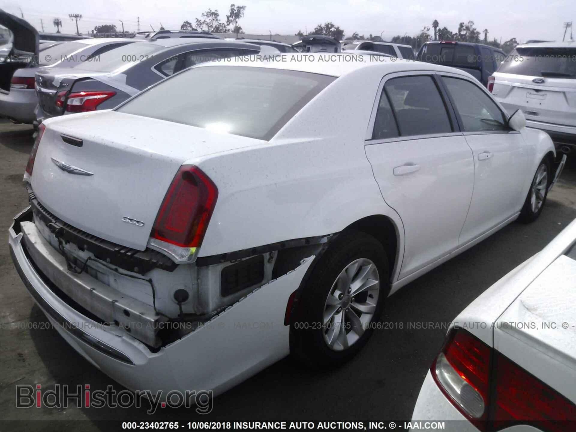 2015 CHRYSLER 300 - VIN: 2C3CCAAGXFH802134 - Фото 4