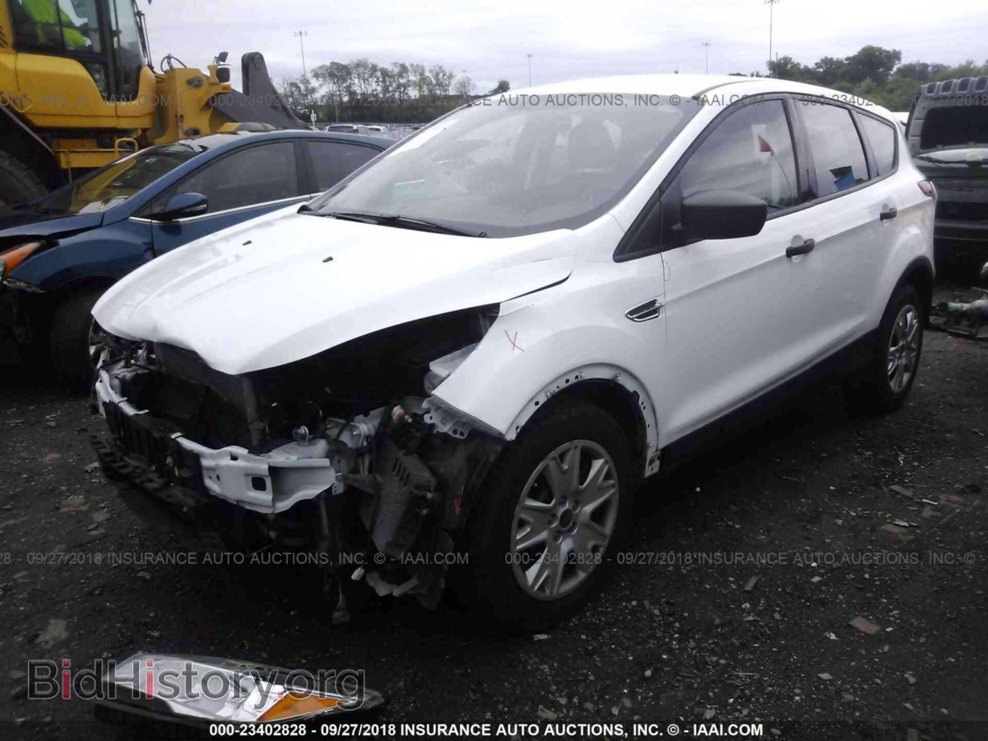 2014 Ford Escape - VIN: 1FMCU0F76EUC27646 - Фото 2