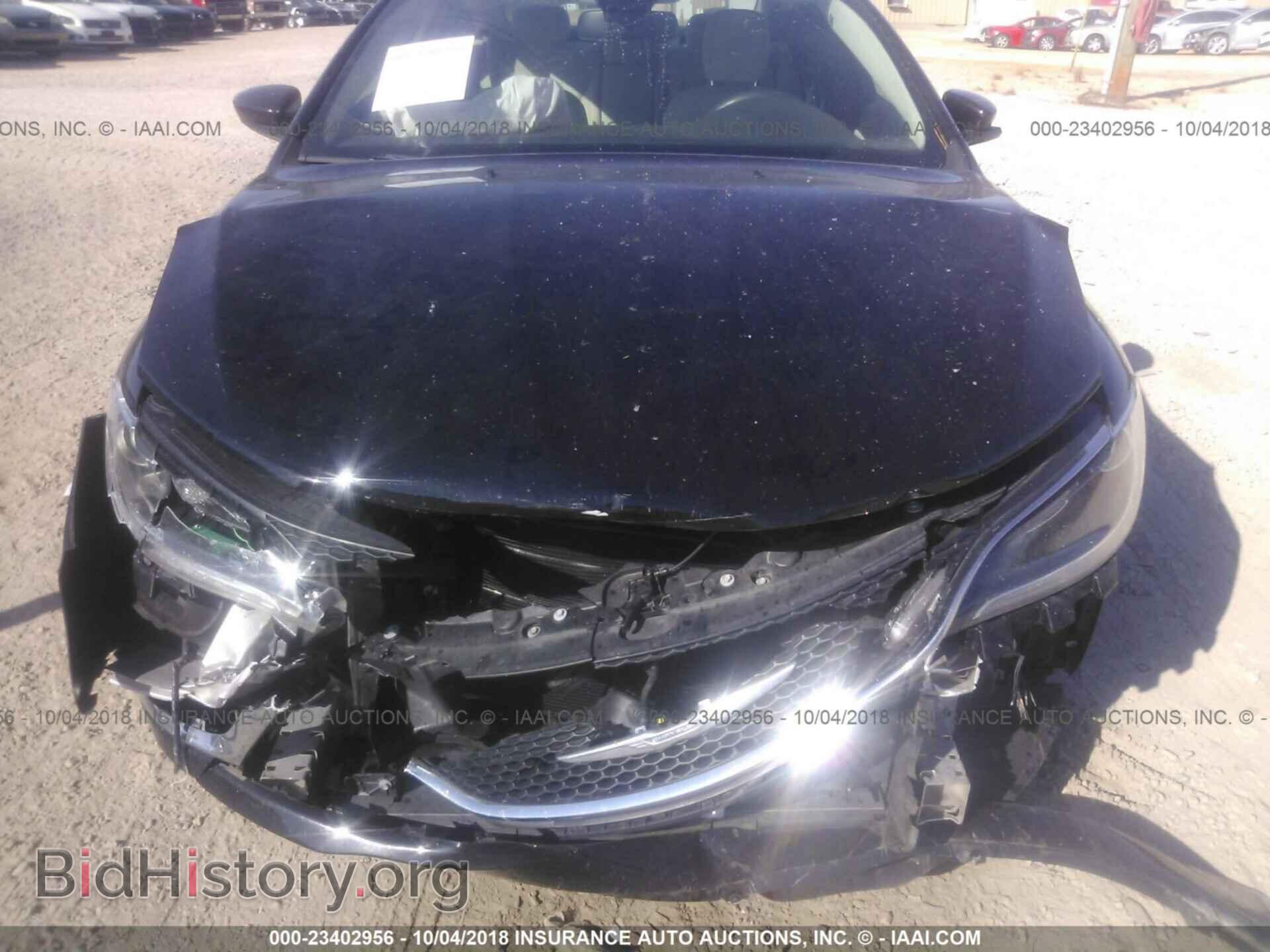 2016 Chrysler 200 - VIN: 1C3CCCAB7GN172596 - Photo 6