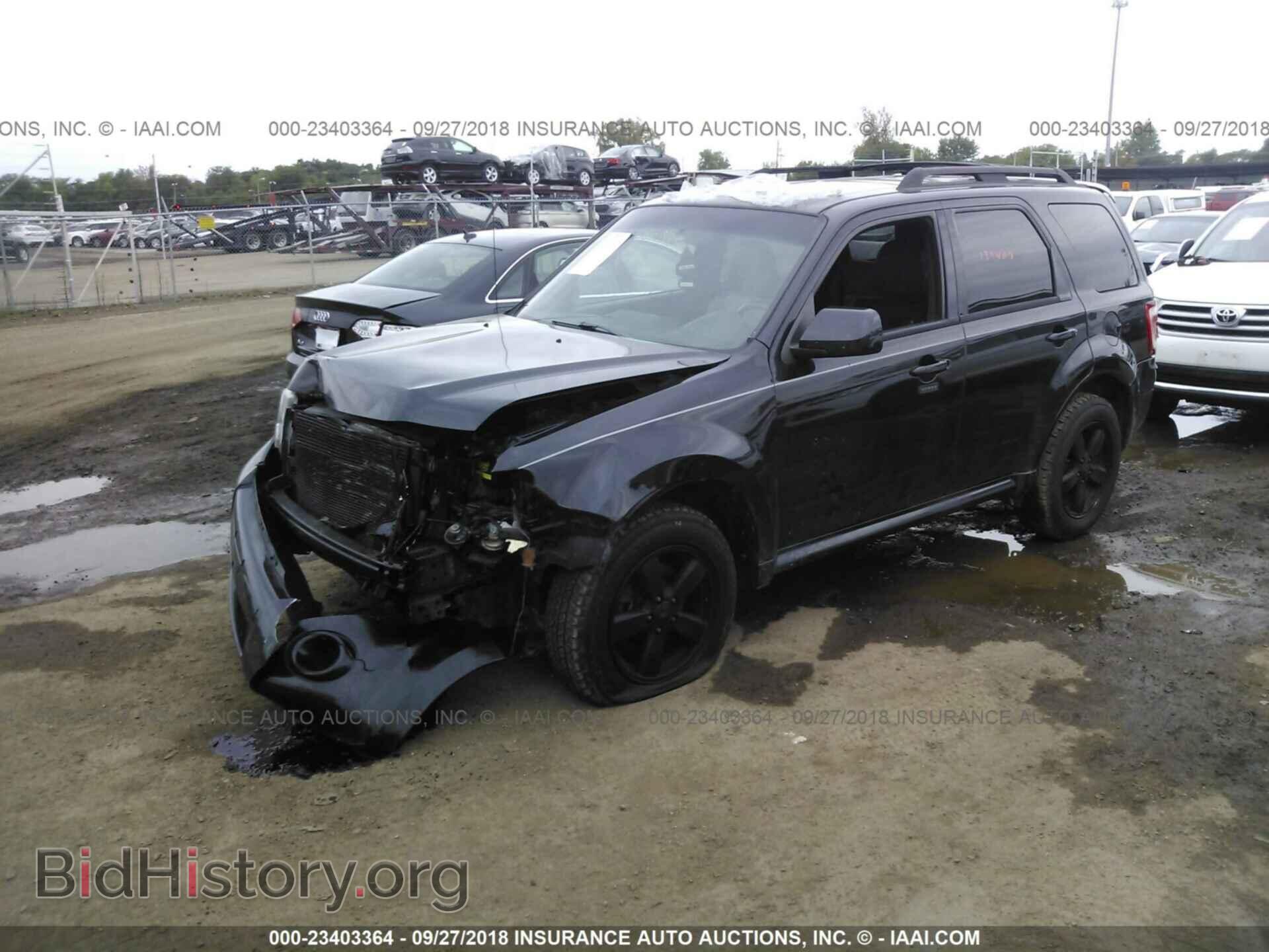 2011 Ford Escape - VIN: 1FMCU9D7XBKA54177 - Фото 2