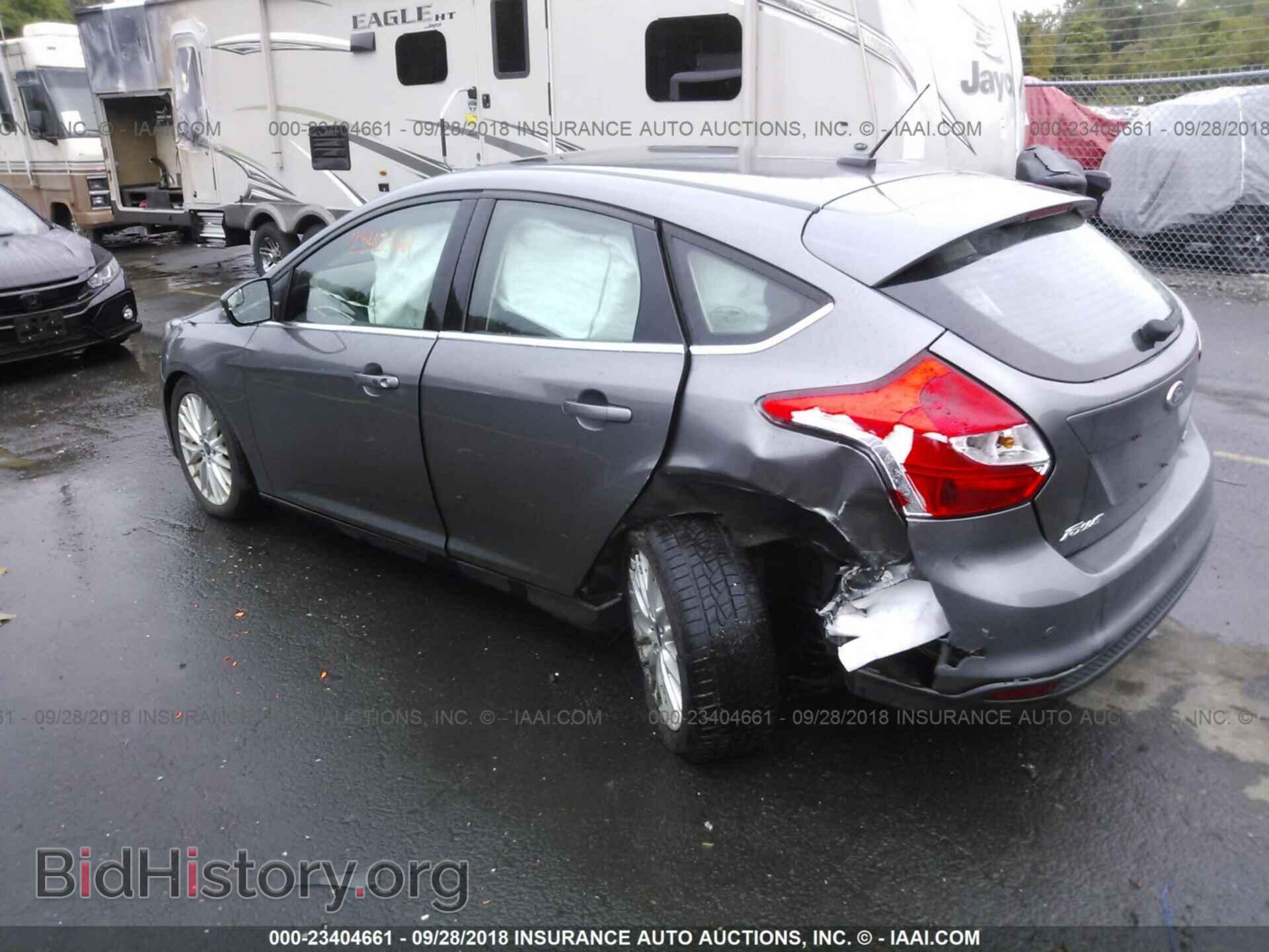 2014 Ford Focus - VIN: 1FADP3N27EL329332 - Photo 3