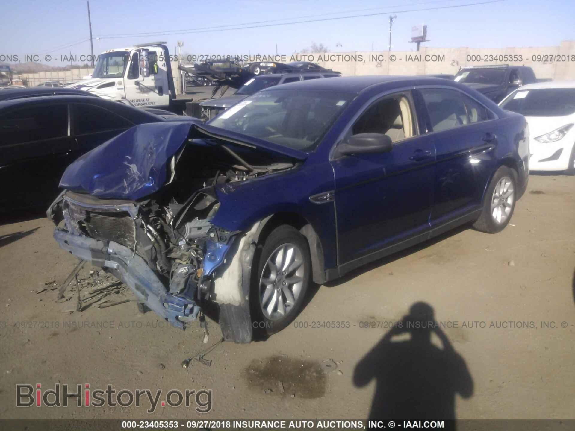 2013 FORD TAURUS - VIN: 1FAHP2D85DG208260 - Фото 2