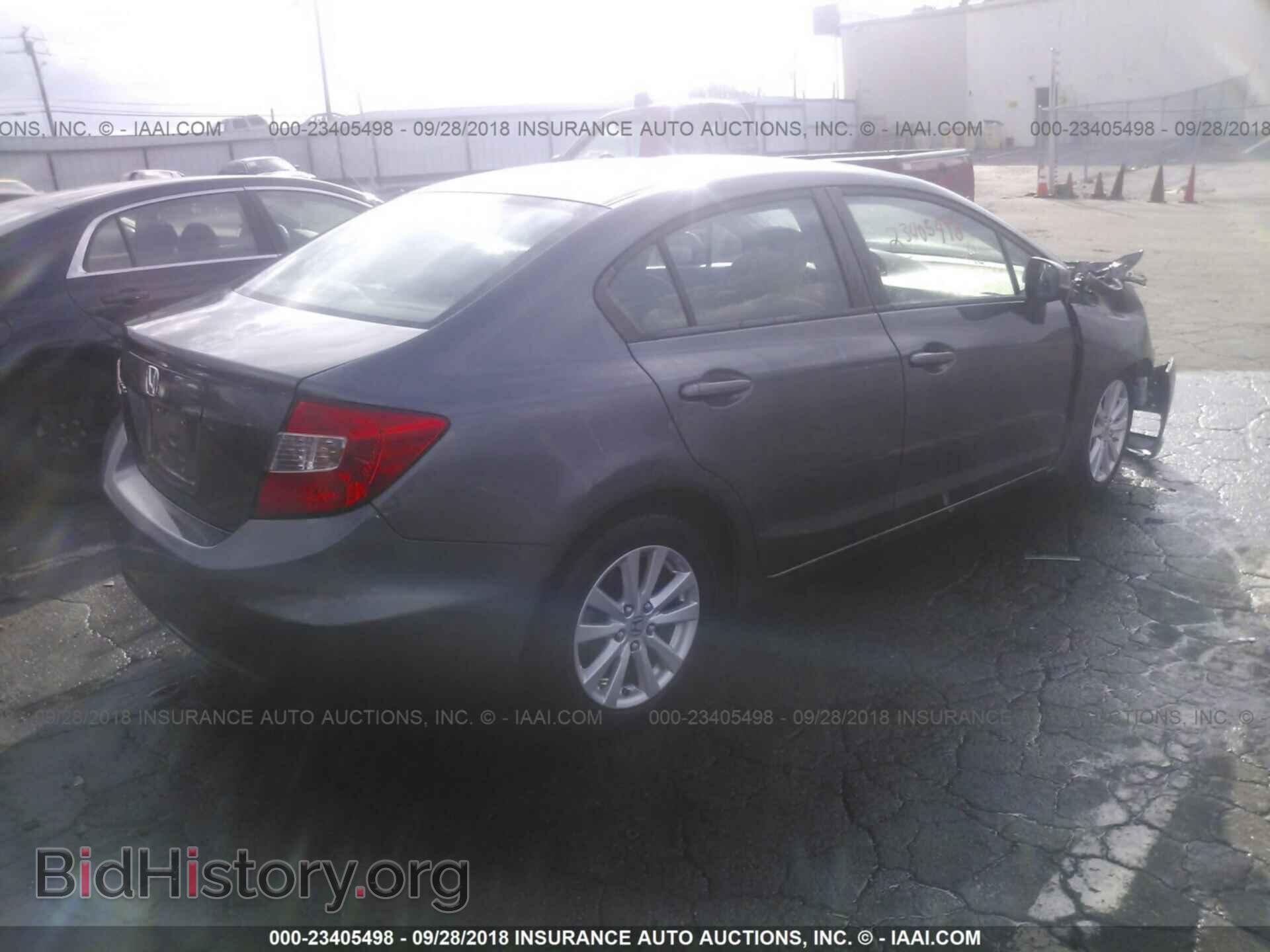 2012 Honda Civic - VIN: 19XFB2F85CE021614 - Photo 4