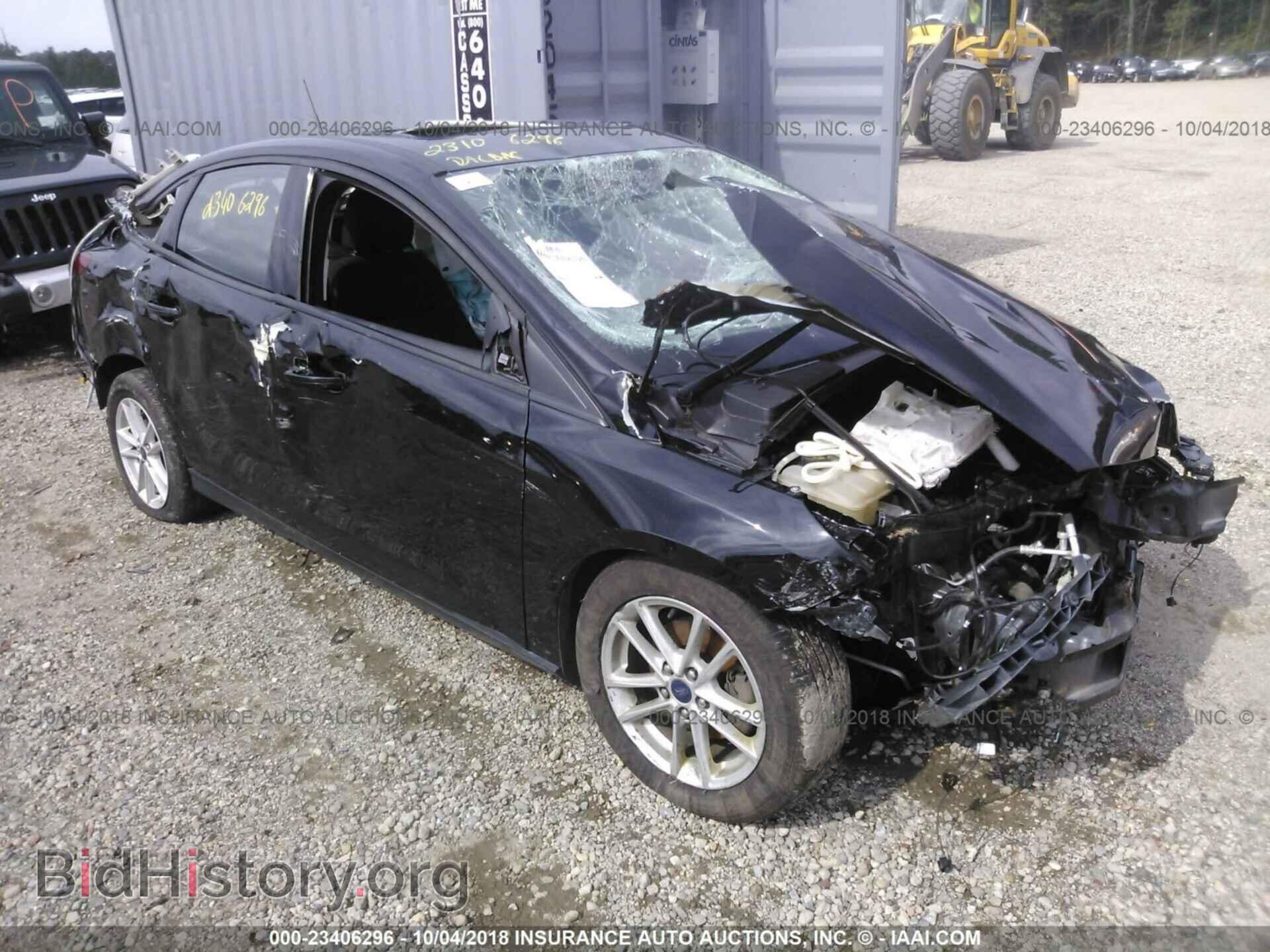 2016 Ford Focus - VIN: 1FADP3F22GL345133 - Photo 6
