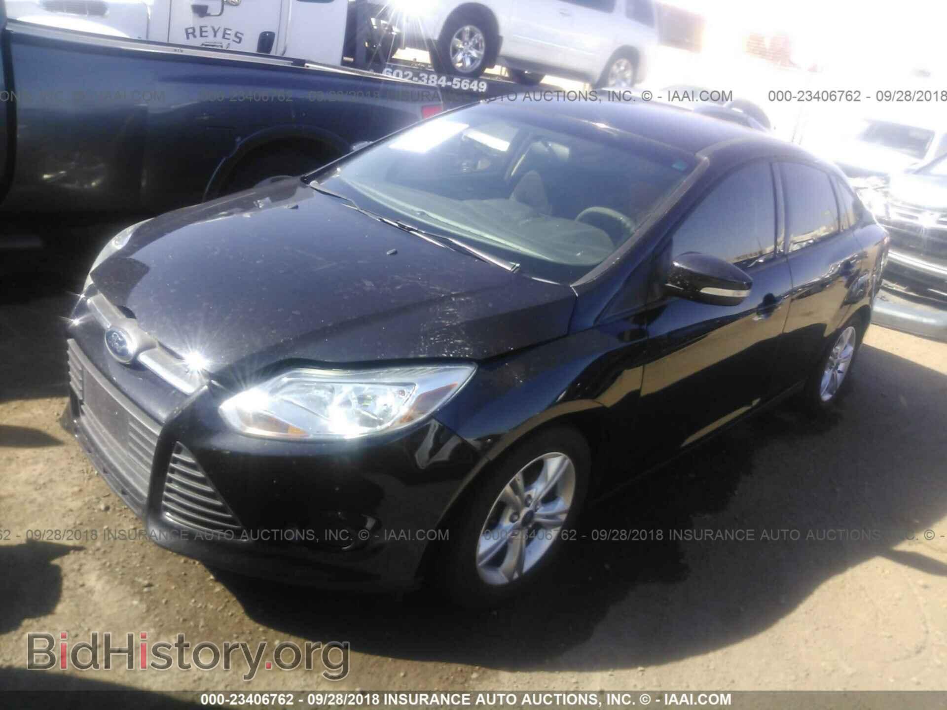 2013 Ford Focus - VIN: 1FADP3F25DL229601 - Photo 2