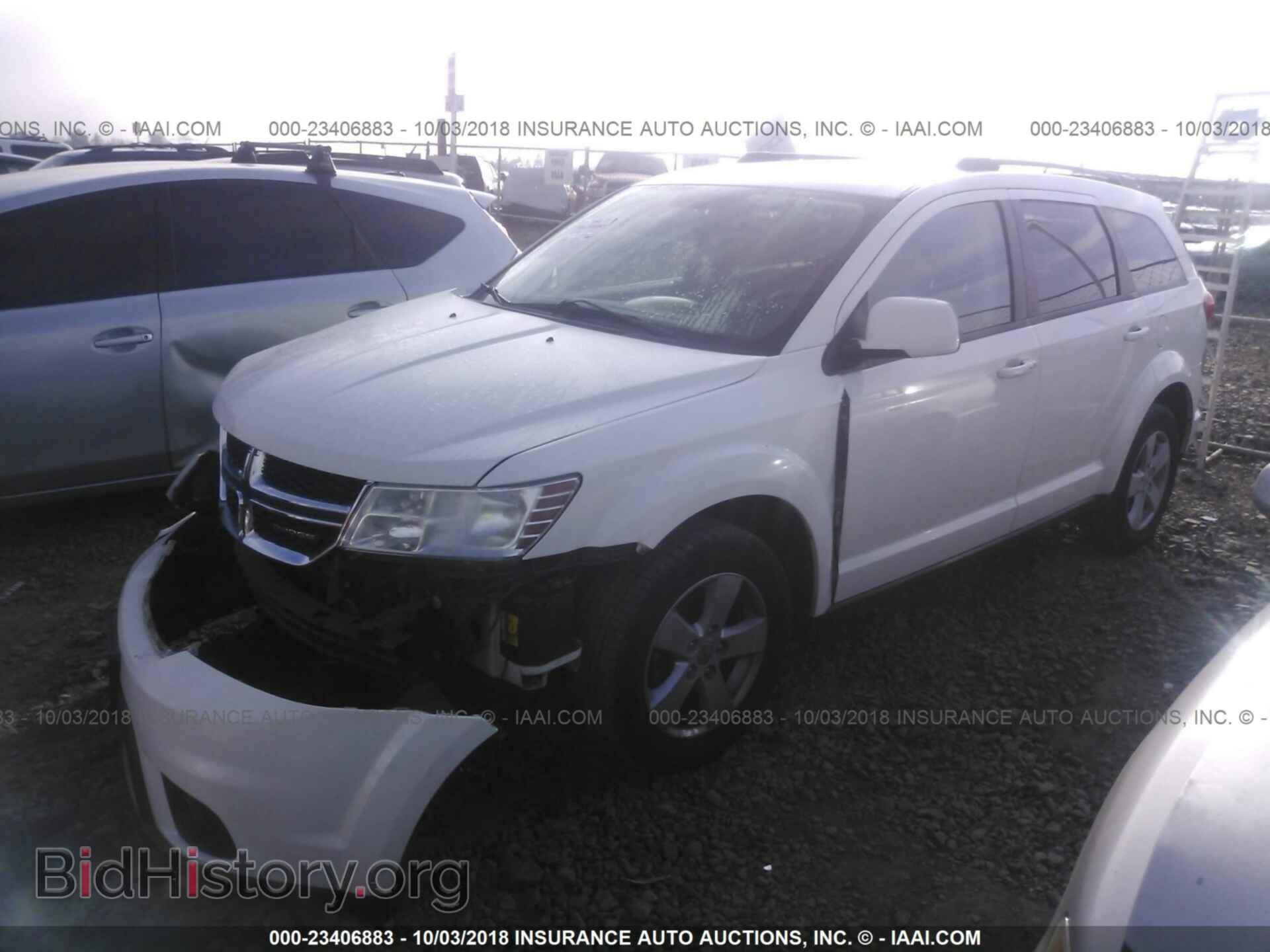 2012 Dodge Journey - VIN: 3C4PDCBGXCT297932 - Фото 2