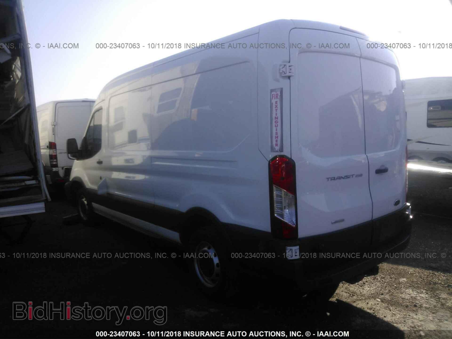 2015 Ford Transit - VIN: 1FTNR2CG9FKA27159 - Фото 3