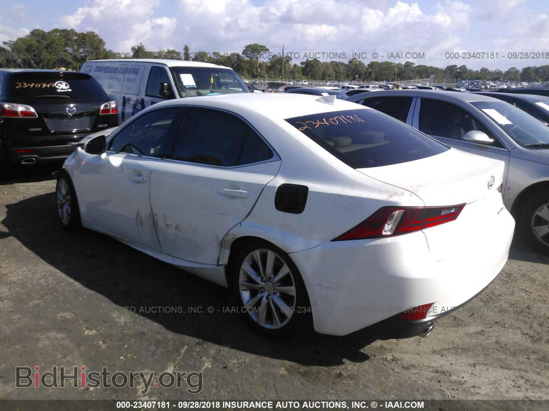 2015 Lexus Is - VIN: JTHBF1D29F5049412 - Photo 3