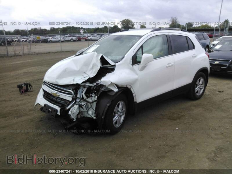 2015 Chevrolet TRAX (VIN 3GNCJLSB8FL174007) — фото 2 из 10