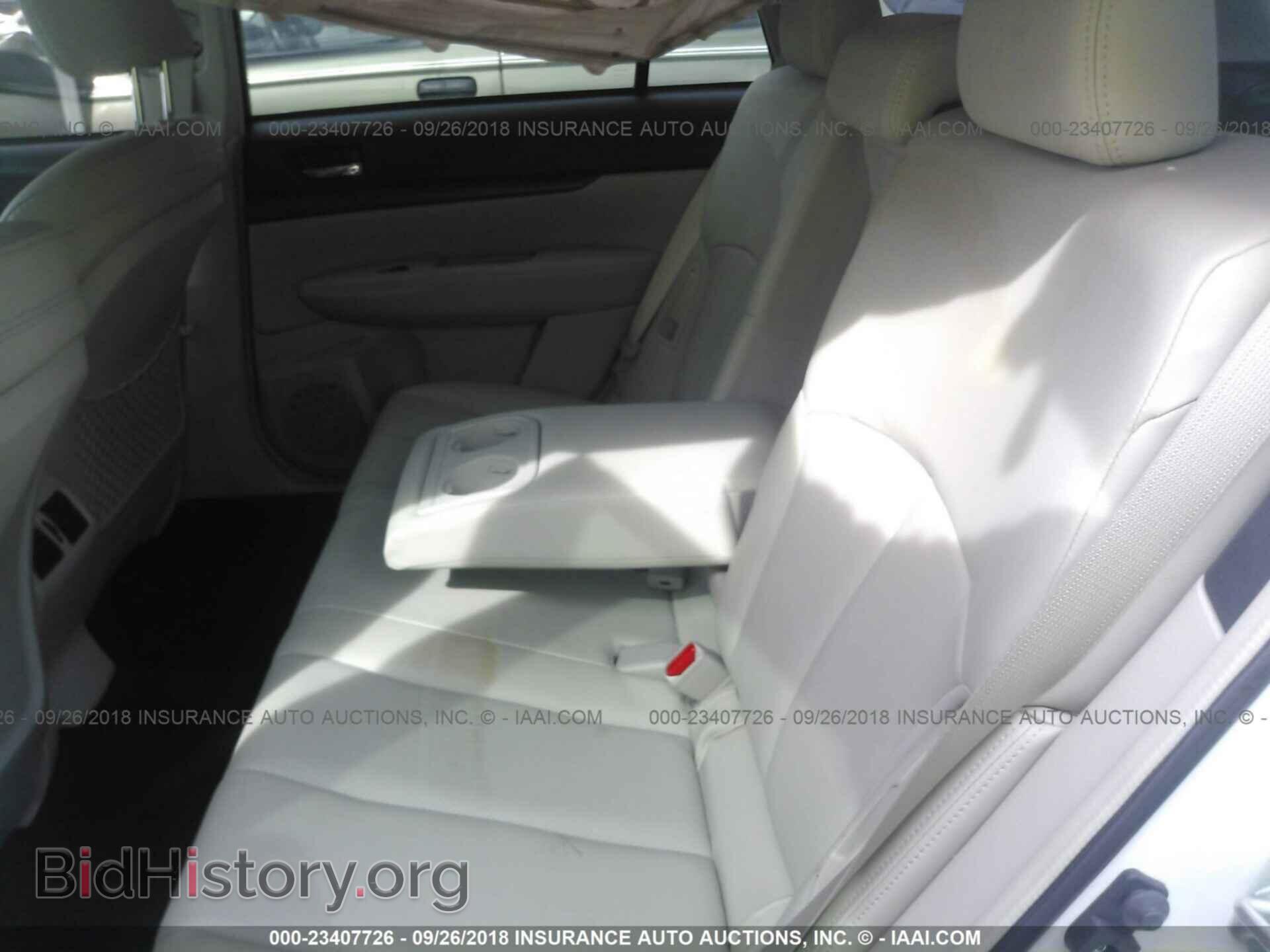 2014 Subaru Outback - VIN: 4S4BRDNCXE2297973 - Фото 8