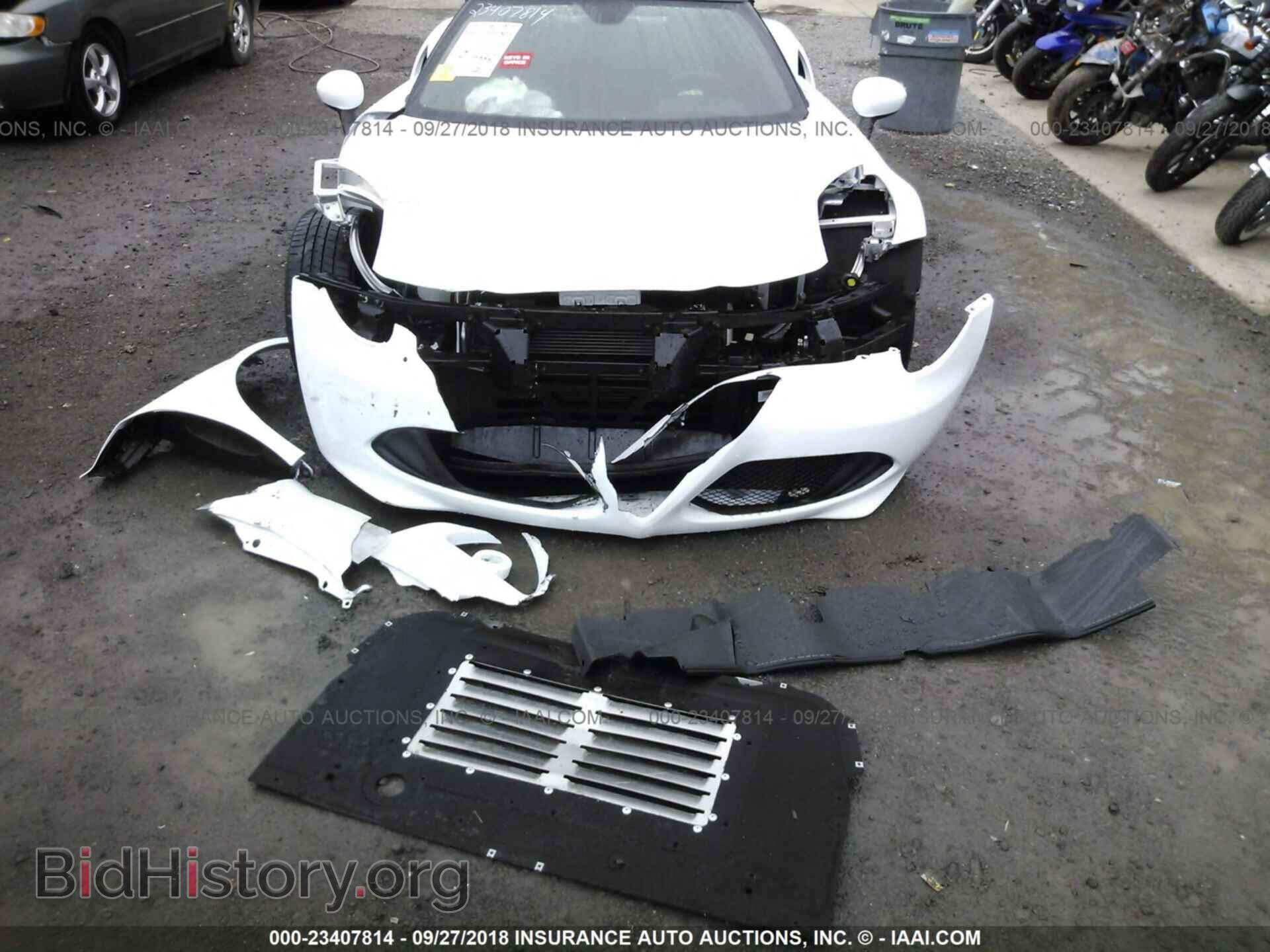 2016 Alfa romeo 4c - VIN: ZARBAAB46GM171632 - Фото 6