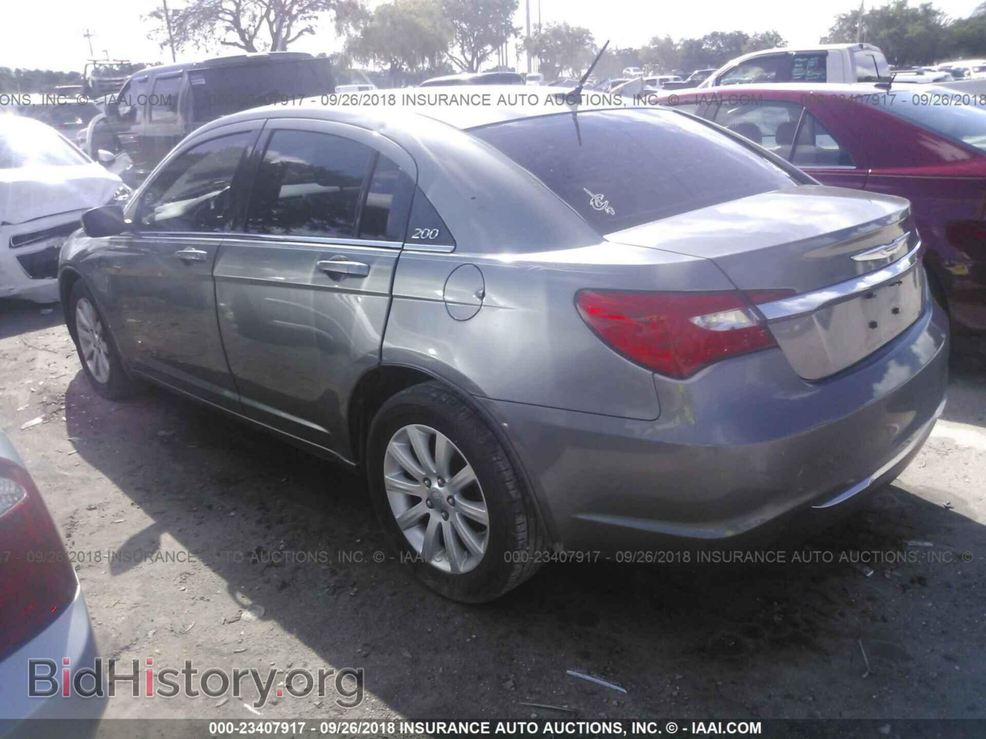 2012 Chrysler 200 - VIN: 1C3CCBBB0CN302267 - Фото 3