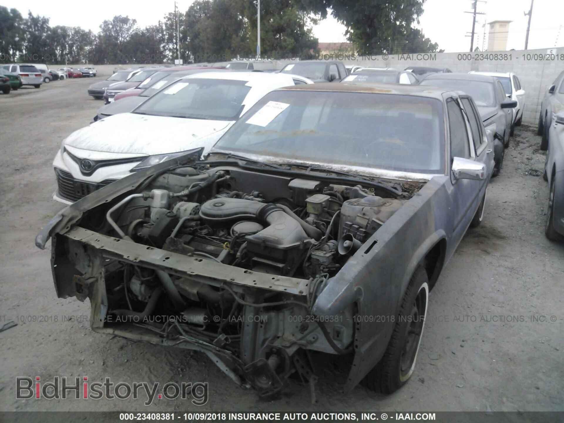 1988 CADILLAC DEVILLE - VIN: 1G6CD5154J4276901 - Photo 2