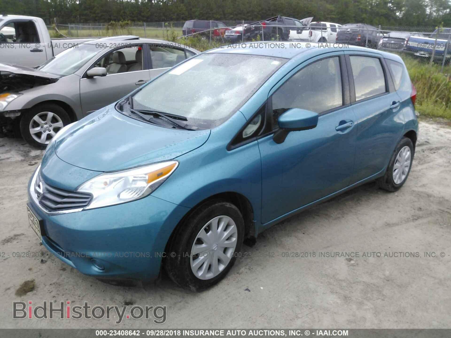 2015 Nissan Versa note - VIN: 3N1CE2CP2FL447740 - Photo 2