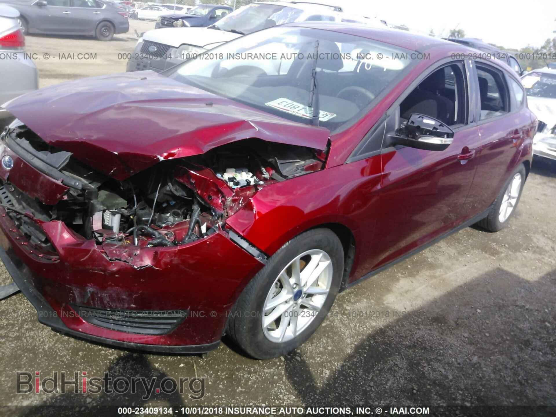 2016 Ford Focus - VIN: 1FADP3K25GL314481 - Photo 2
