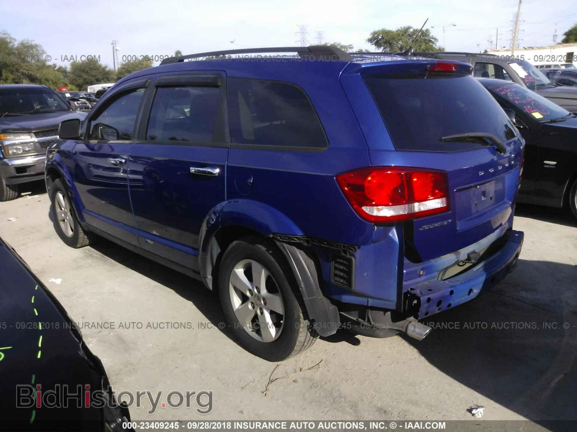 2012 Dodge Journey - VIN: 3C4PDCBG1CT218700 - Photo 3