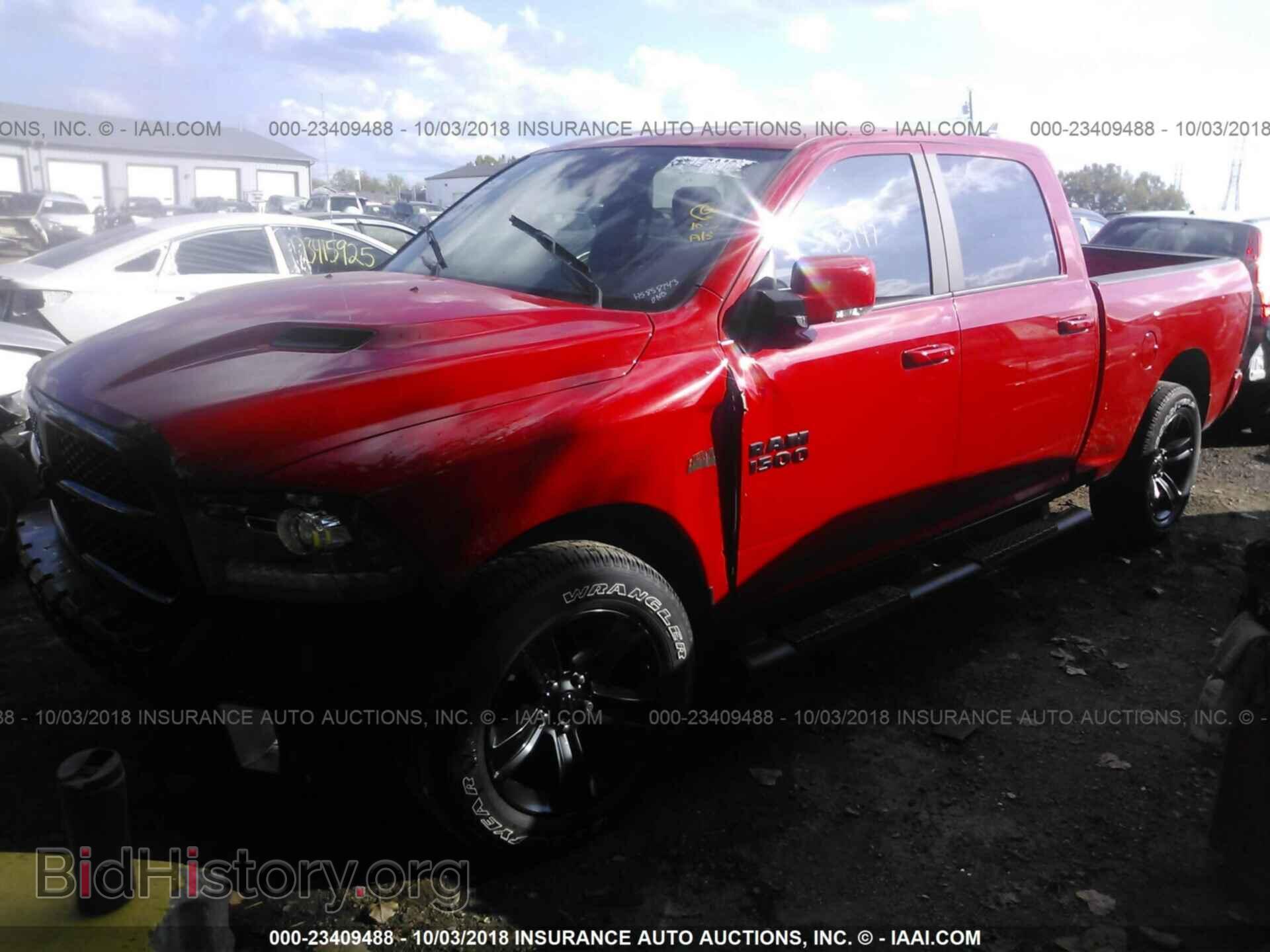2017 RAM 1500 - VIN: 1C6RR7UT3HS858743 - Photo 2