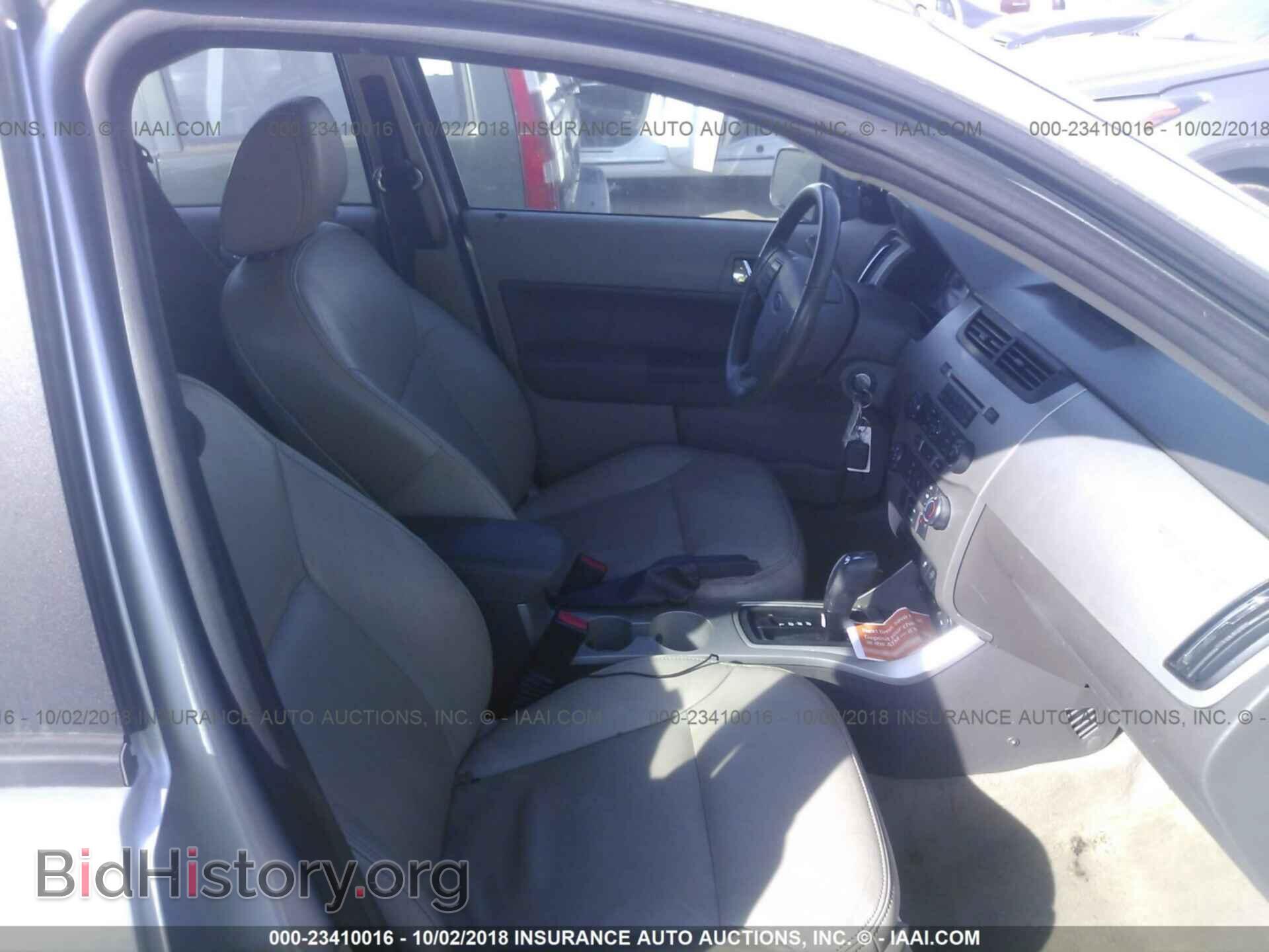 2011 Ford Focus - VIN: 1FAHP3HN9BW143230 - Фото 5