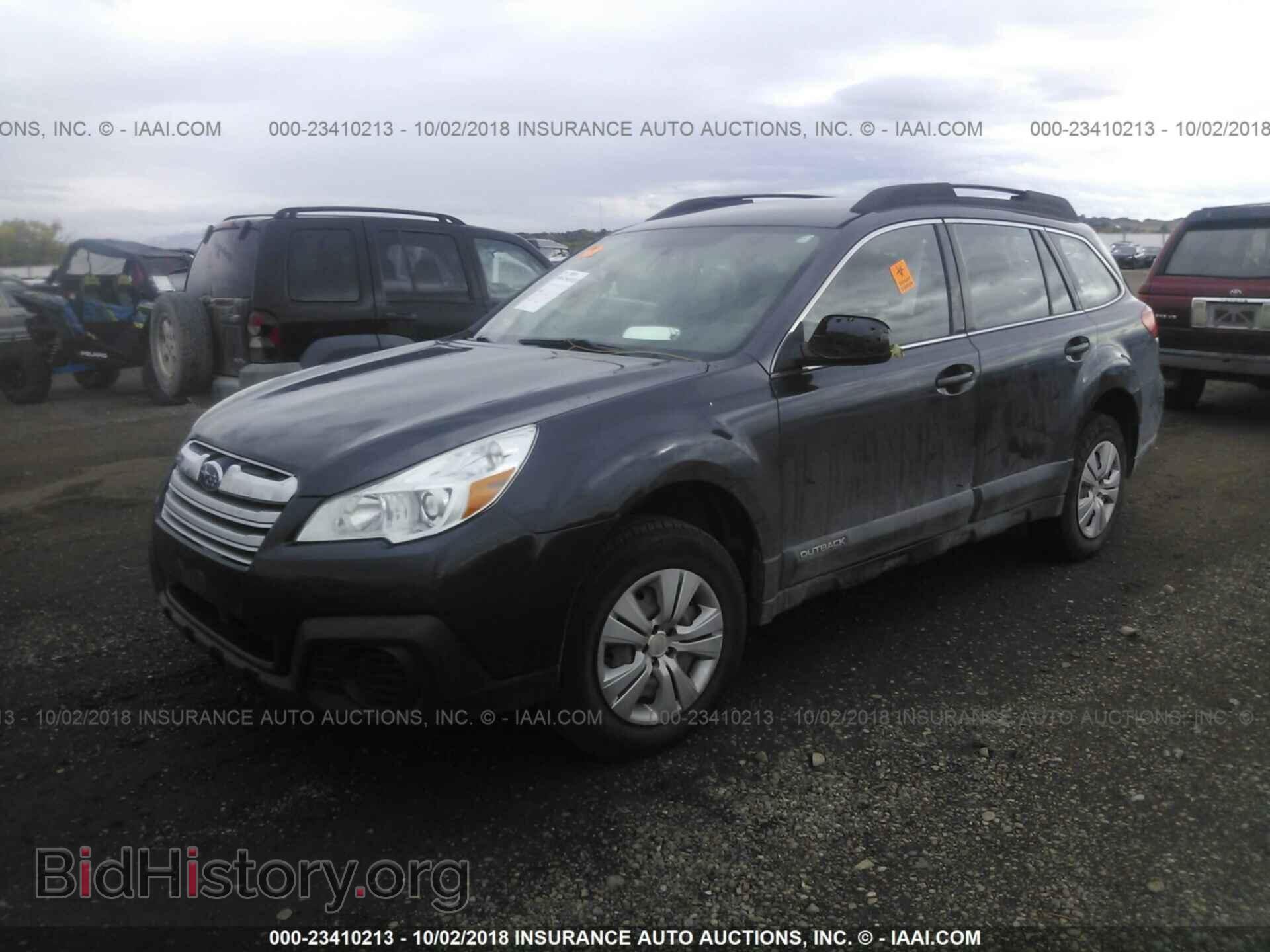 2013 Subaru Outback - VIN: 4S4BRCAC8D1283378 - Фото 2