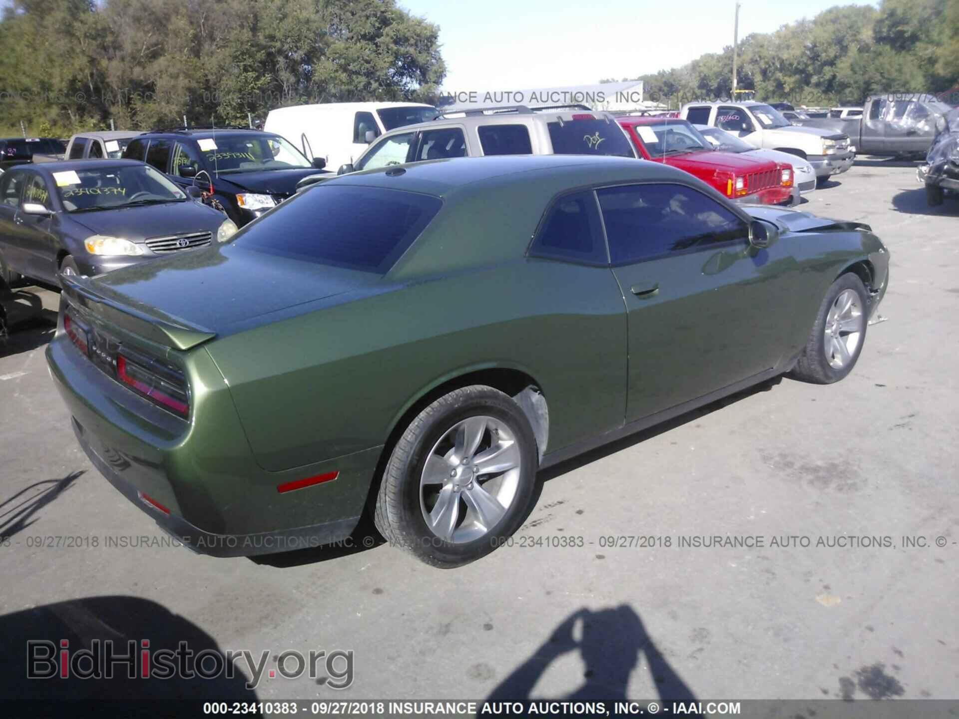 2018 Dodge Challenger - VIN: 2C3CDZAG7JH162050 - Photo 4