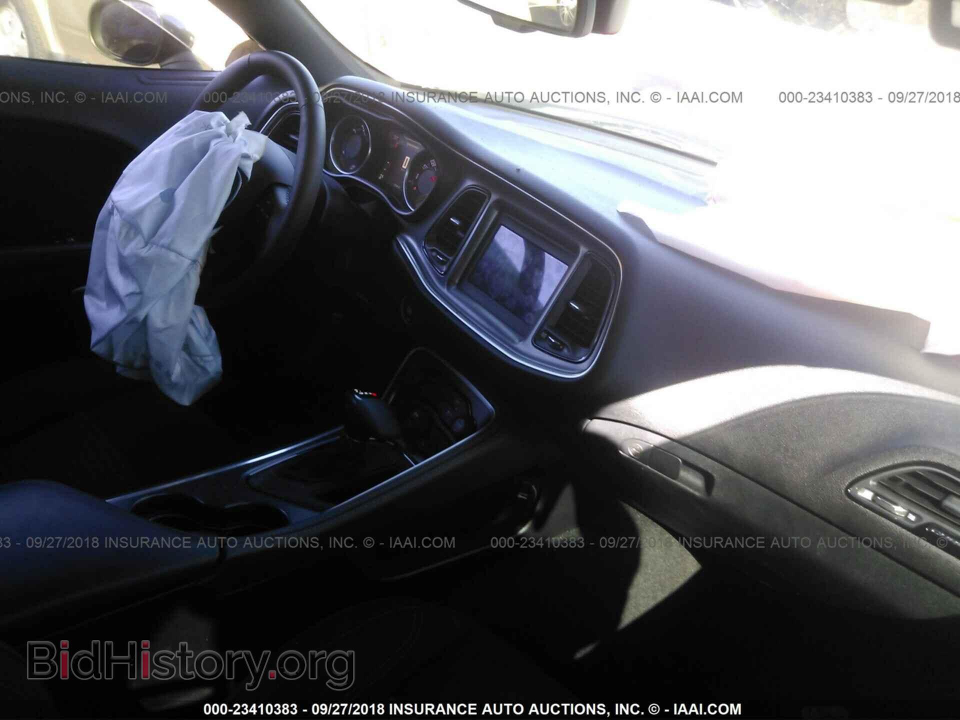 2018 Dodge Challenger - VIN: 2C3CDZAG7JH162050 - Photo 5