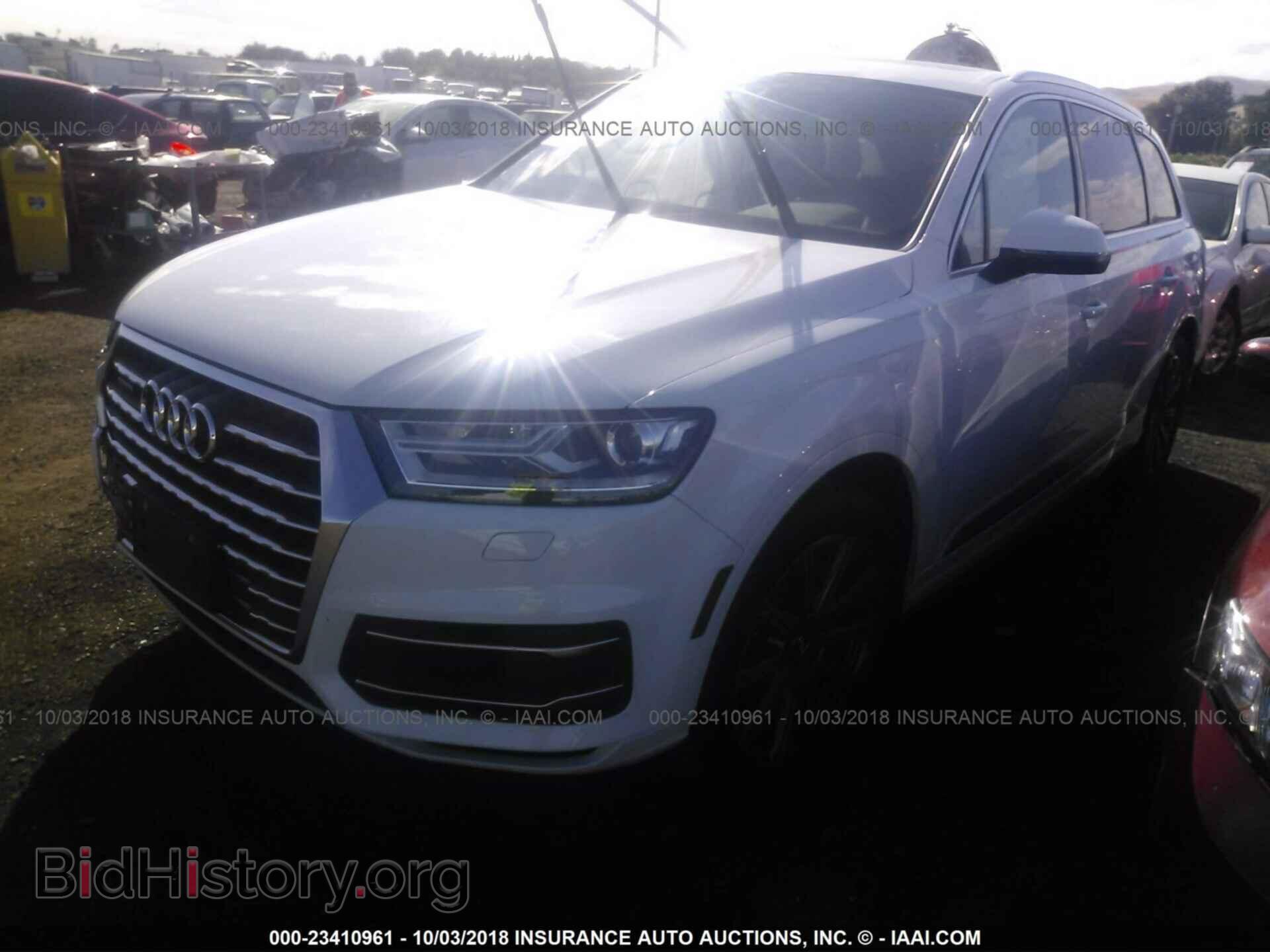 2017 Audi Q7 - VIN: WA1AAAF78HD005909 - Фото 2