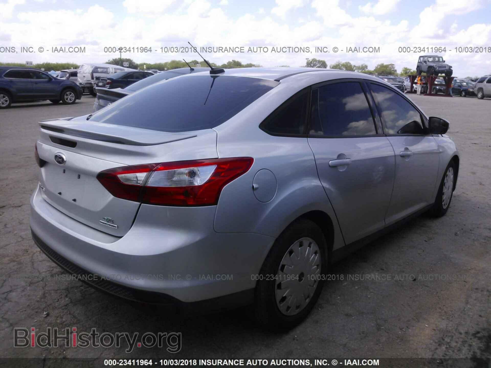 2013 Ford Focus - VIN: 1FADP3F23DL144384 - Фото 4