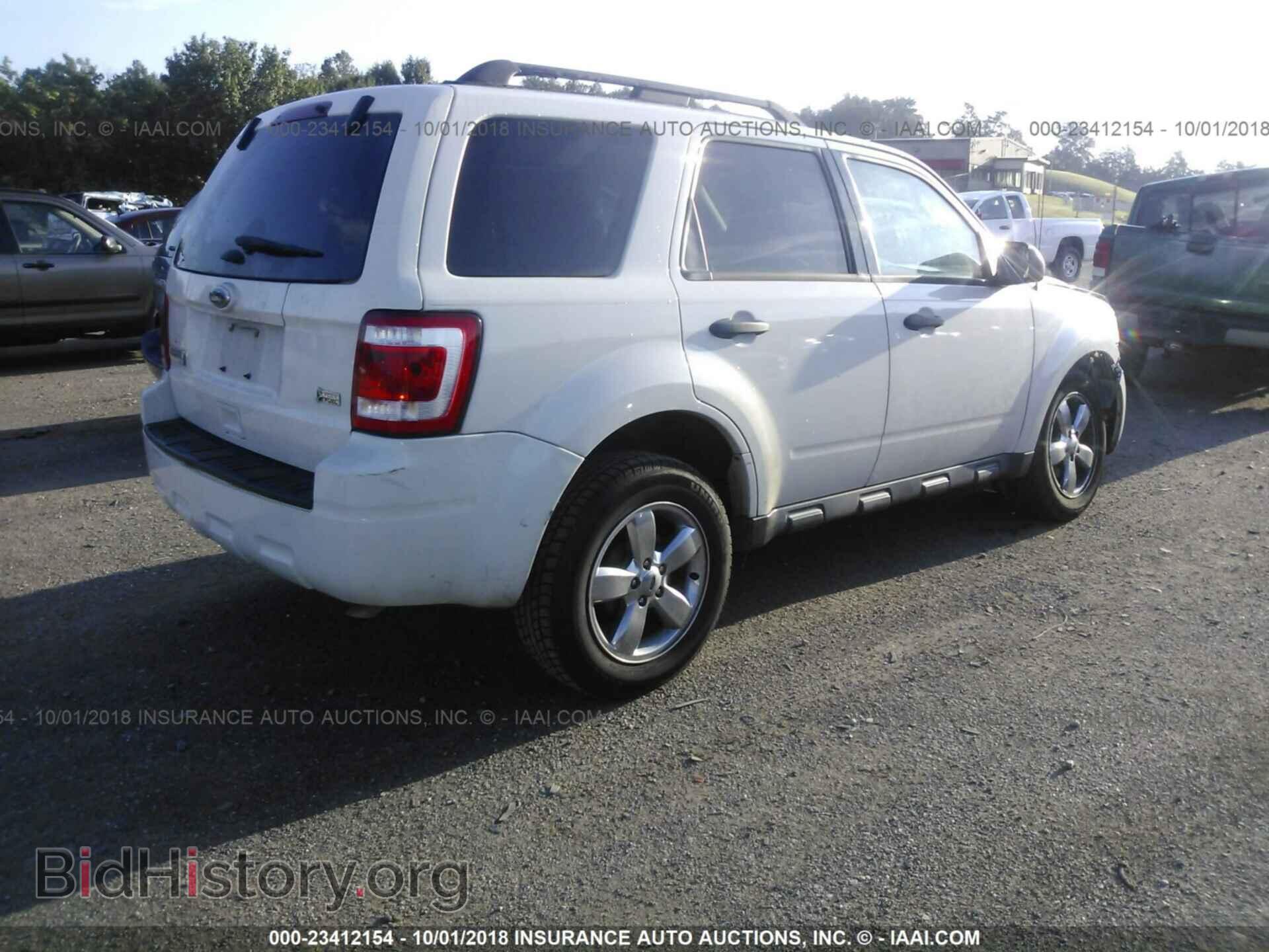 2012 Ford Escape - VIN: 1FMCU0DG7CKA41545 - Photo 4