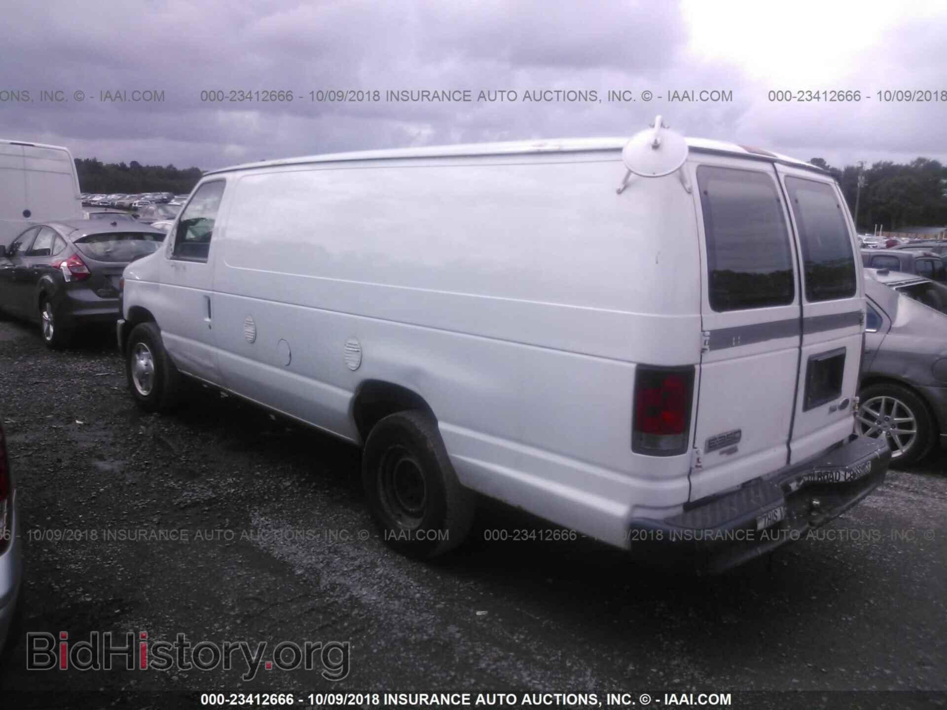 2011 Ford Econoline - VIN: 1FDSS3EL6BDA27265 - Фото 3