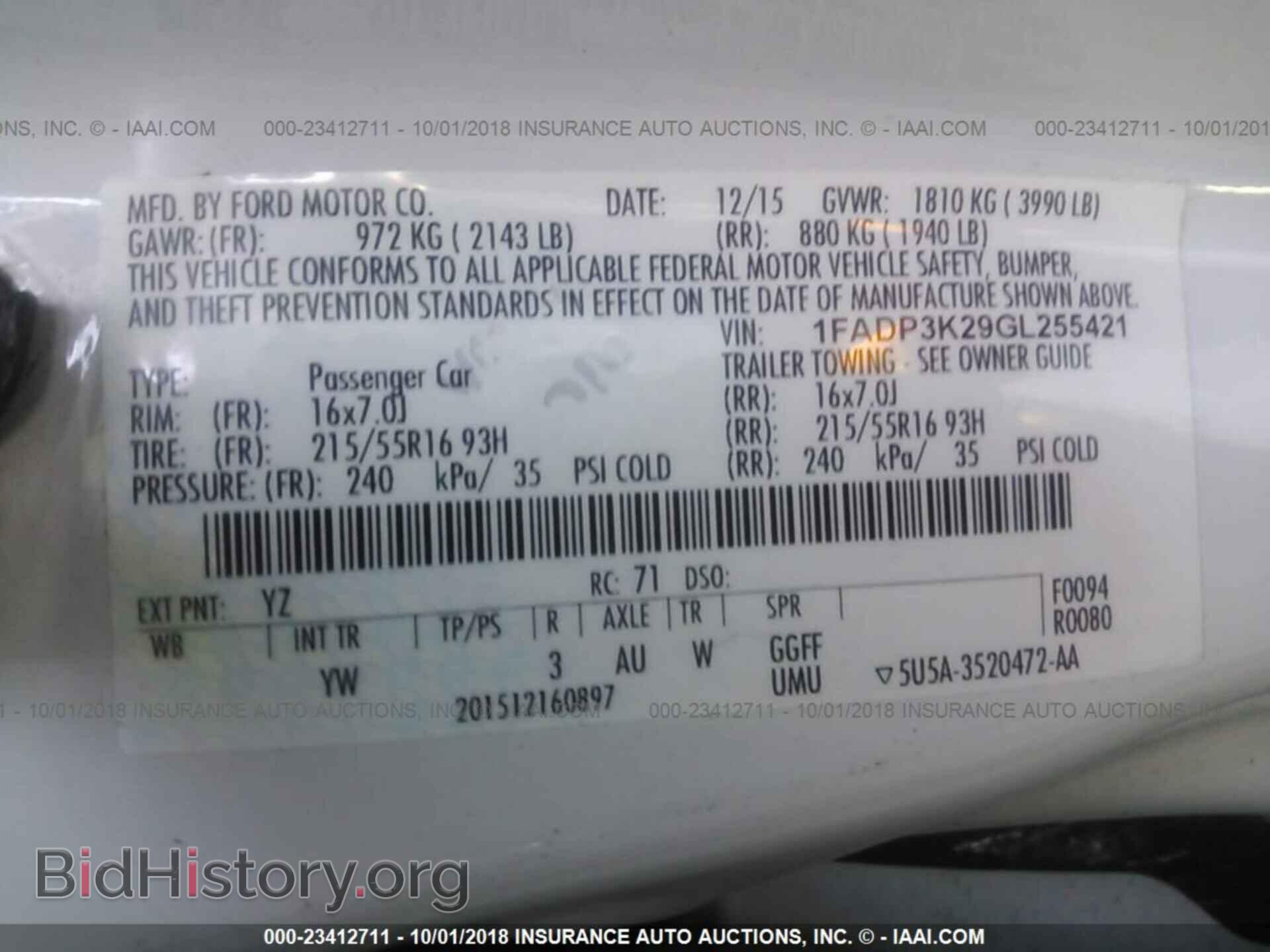 2016 Ford Focus - VIN: 1FADP3K29GL255421 - Photo 9