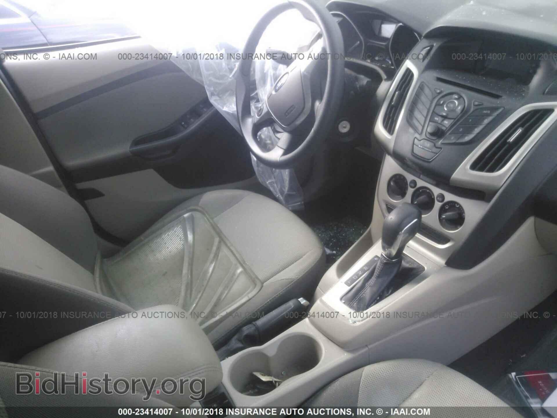 2012 Ford Focus - VIN: 1FAHP3F21CL424353 - Фото 5