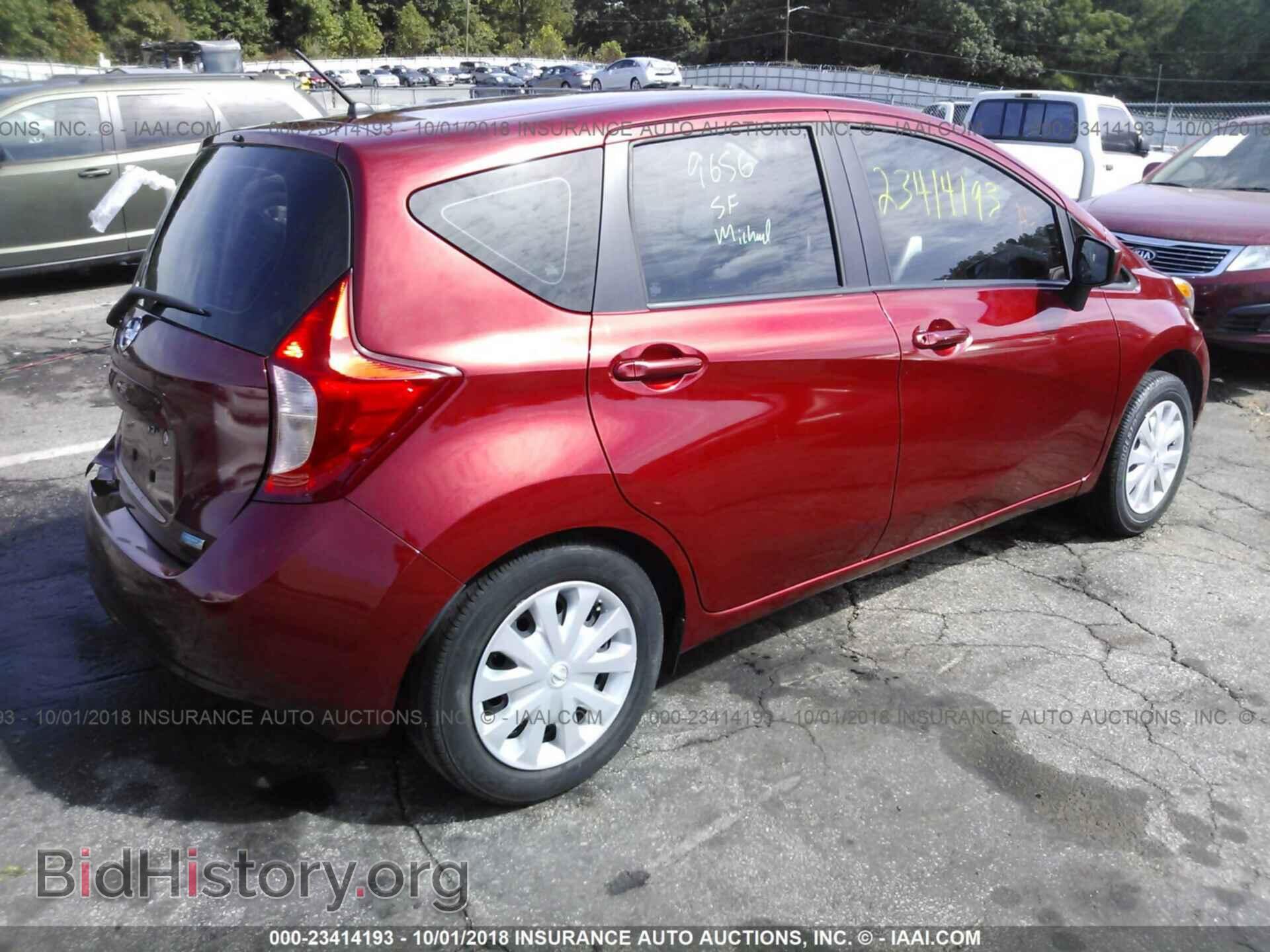 2016 Nissan Versa note - VIN: 3N1CE2CP7GL389884 - Фото 4