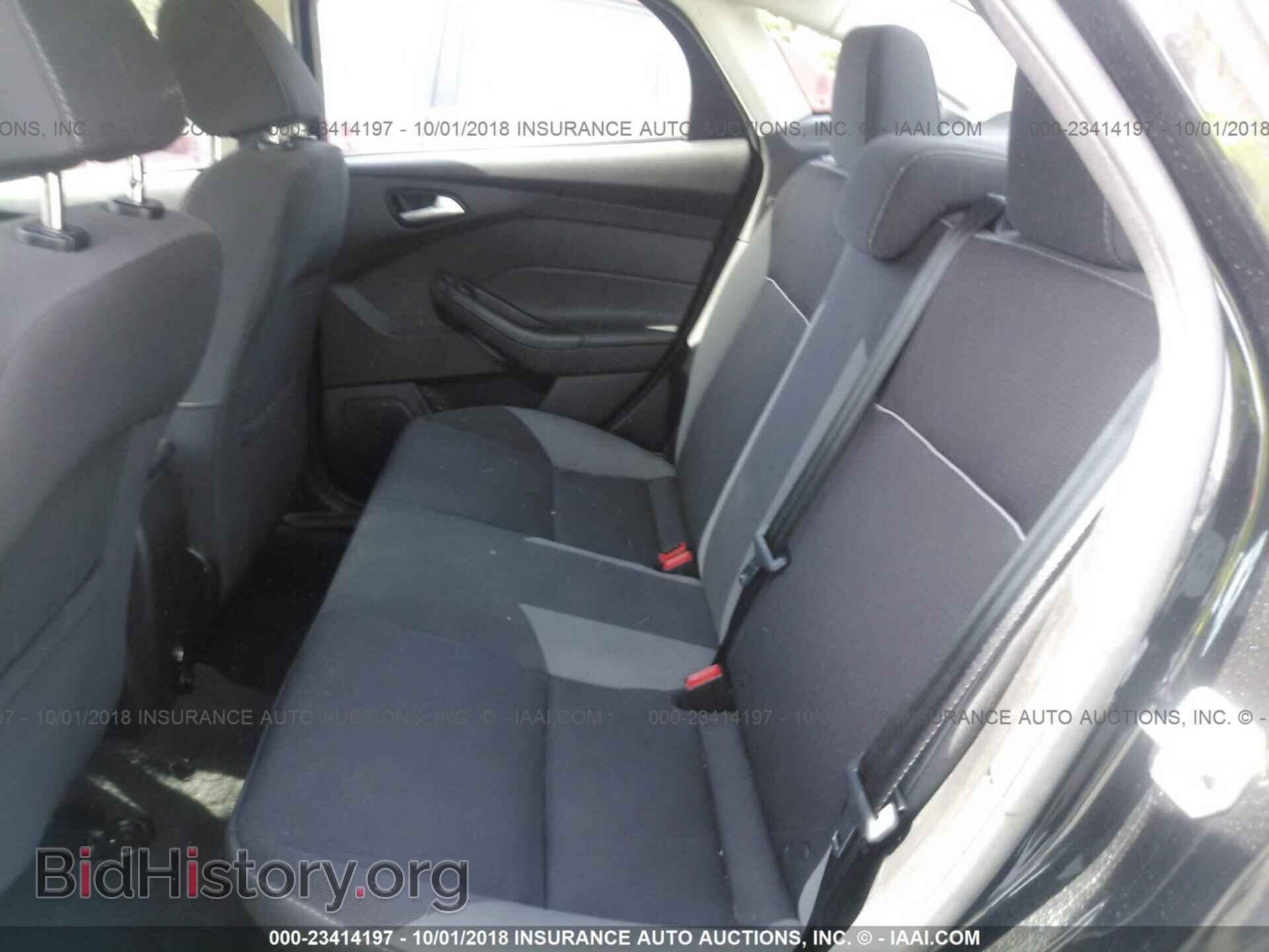 2014 Ford Focus - VIN: 1FADP3F23EL304989 - Photo 8