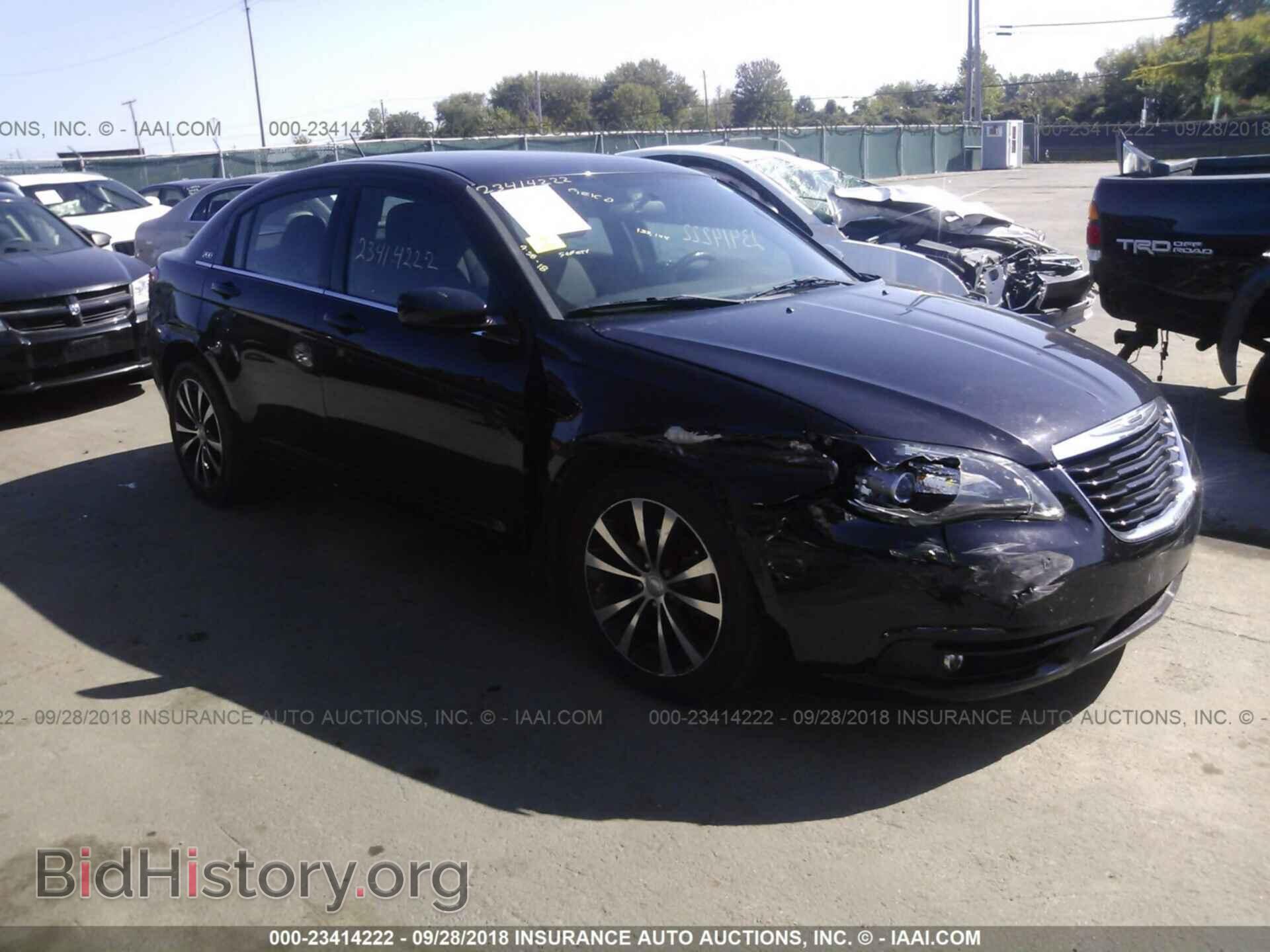 Photo 1C3CCBBB2DN580654 - Chrysler 200 2013
