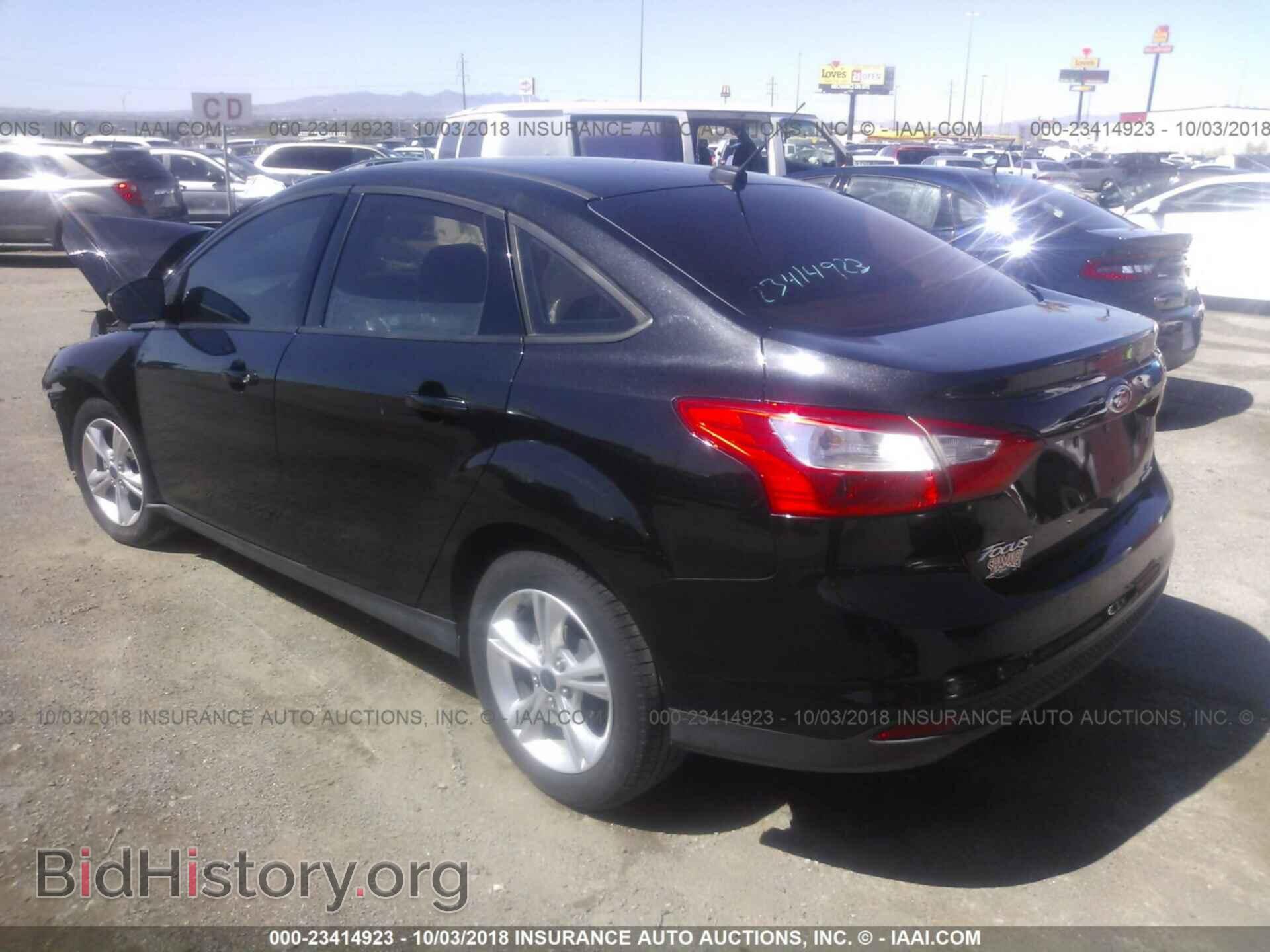 2014 Ford Focus - VIN: 1FADP3F22EL372720 - Фото 3