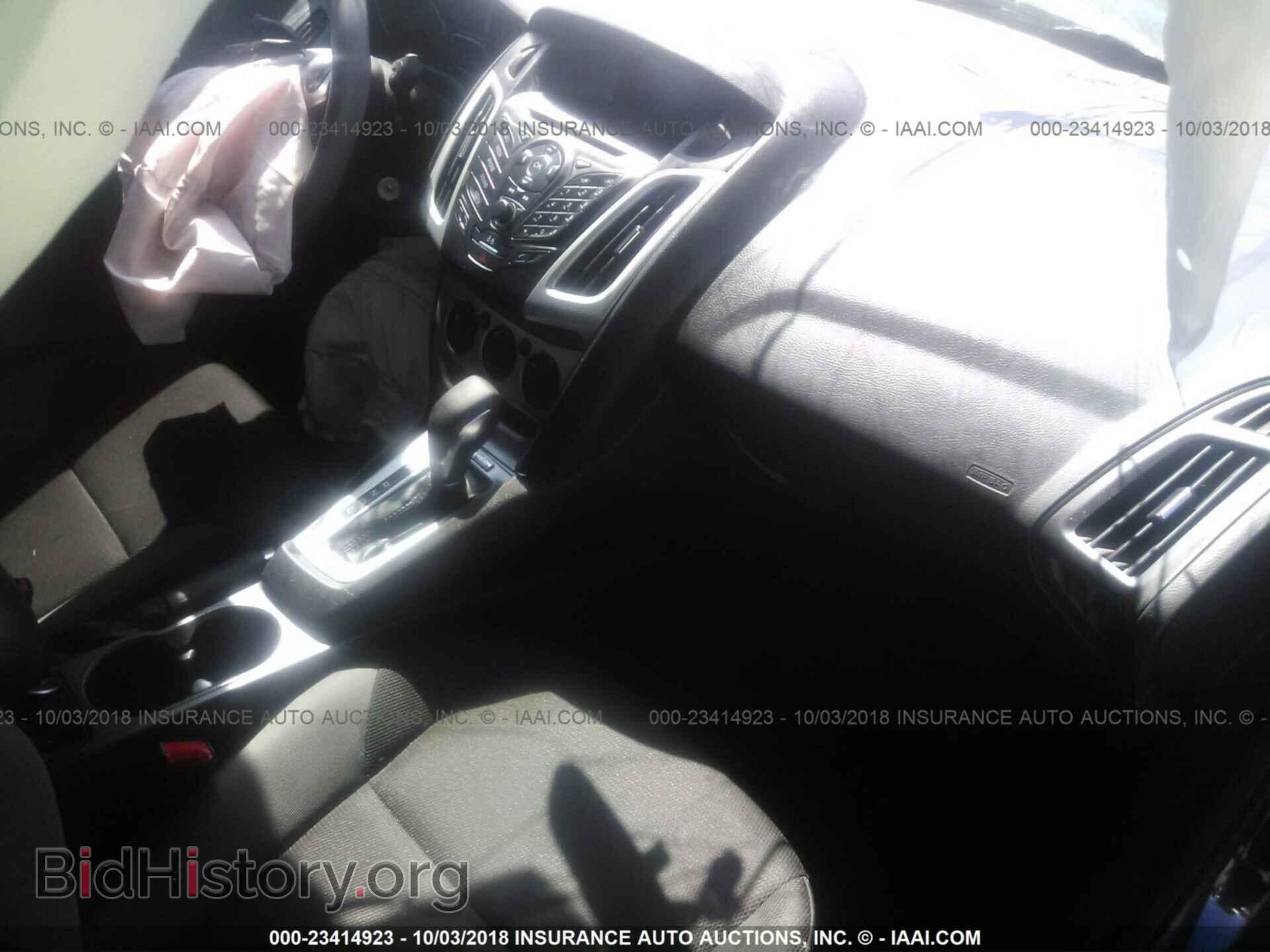 2014 Ford Focus - VIN: 1FADP3F22EL372720 - Фото 5