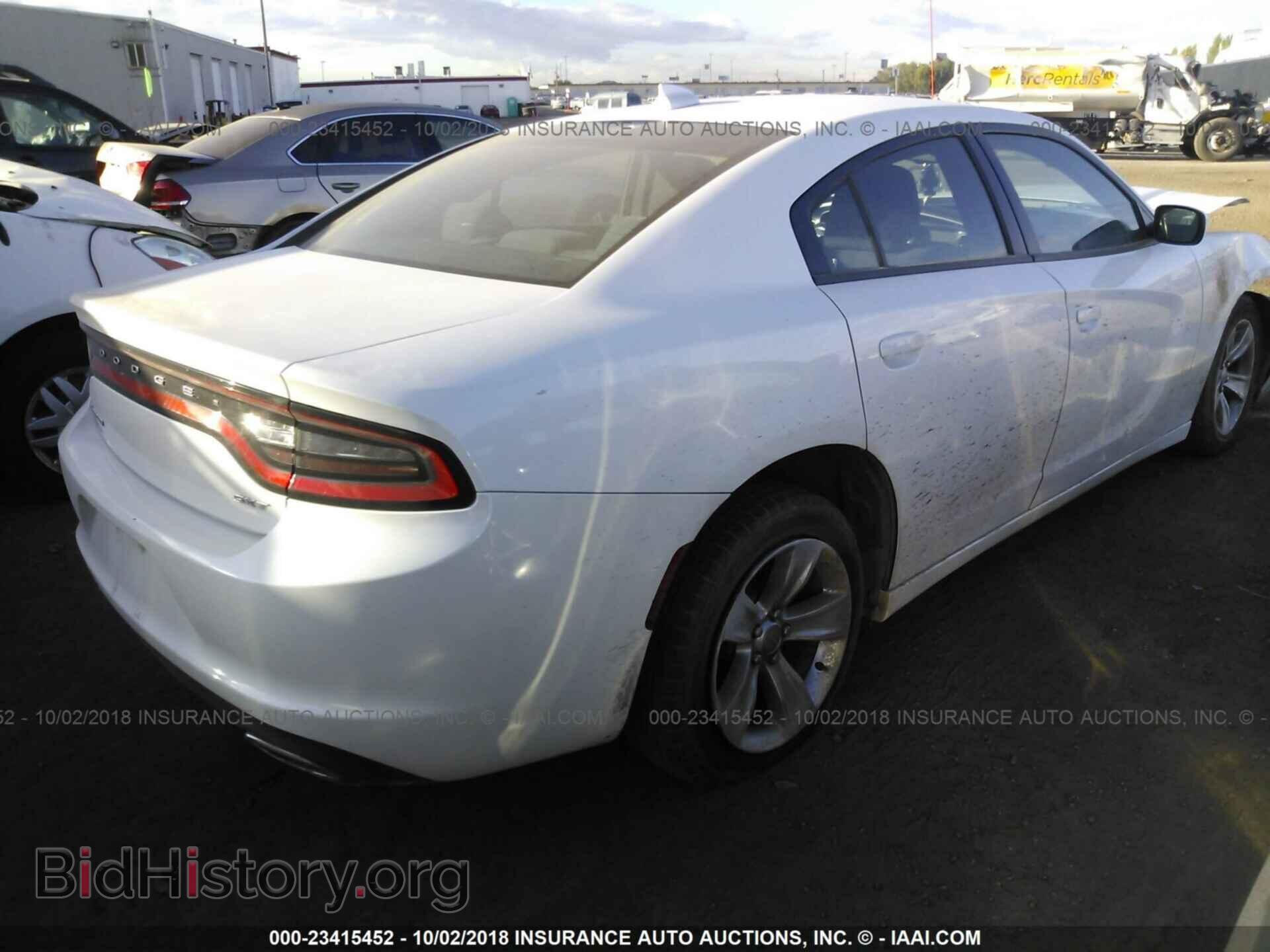 2015 Dodge Charger - VIN: 2C3CDXHG0FH856421 - Photo 4