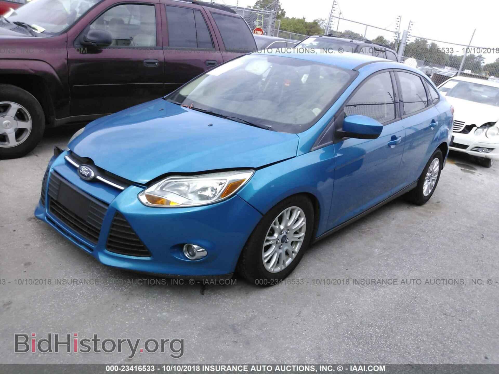 2012 Ford Focus - VIN: 1FAHP3F27CL397014 - Фото 2