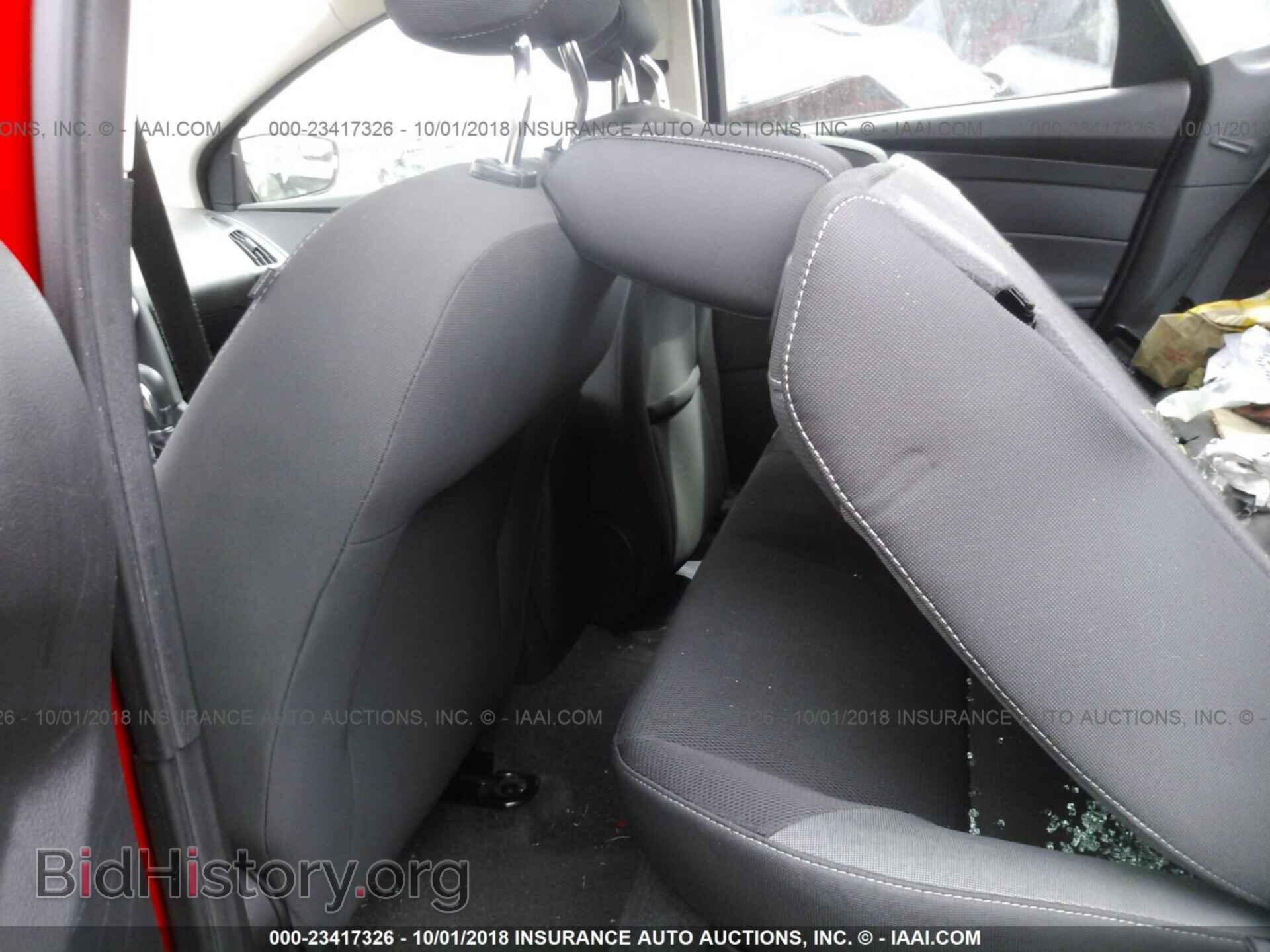 2012 Ford Focus - VIN: 1FAHP3F23CL146250 - Photo 8