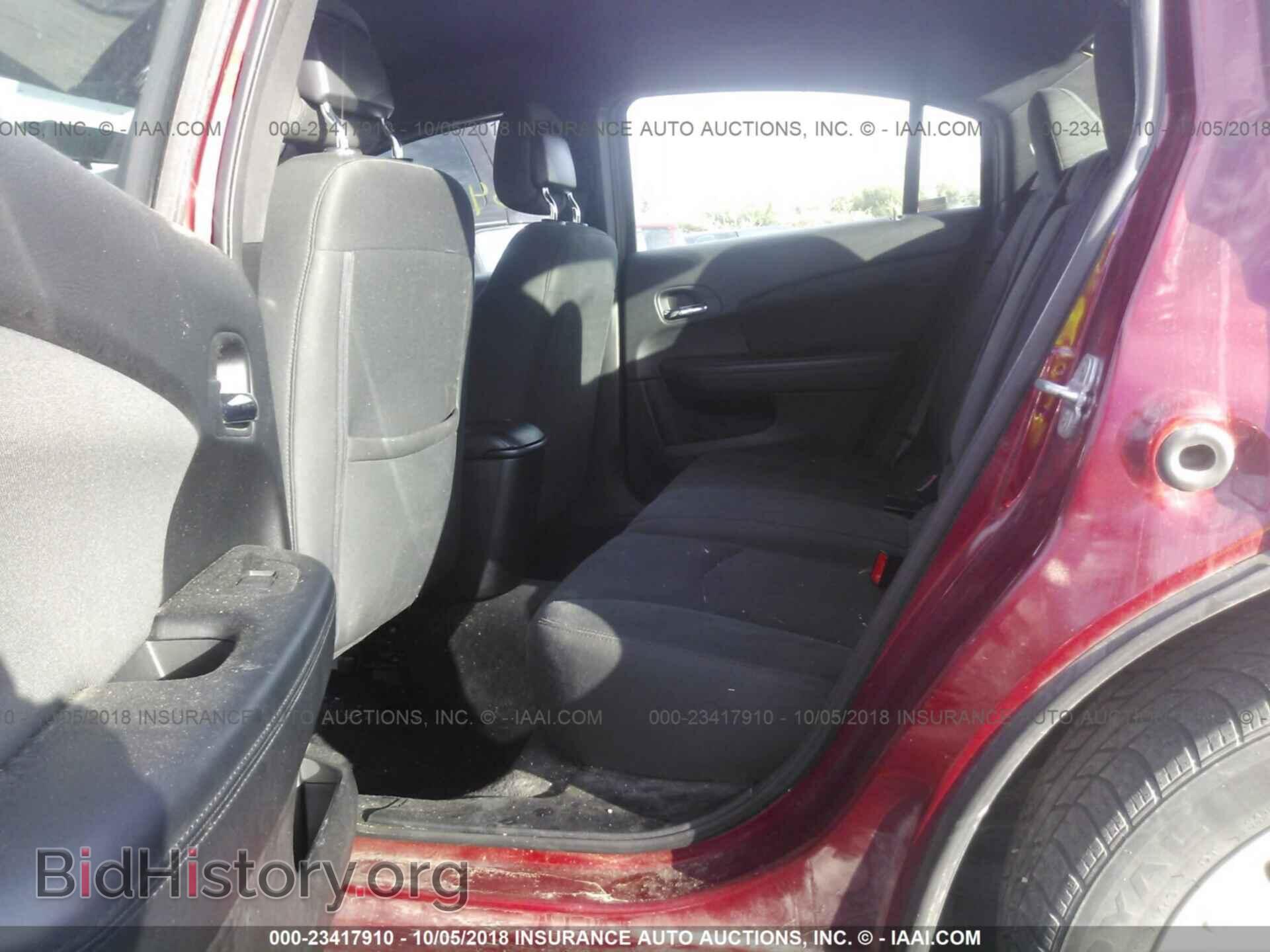 2011 Chrysler 200 - VIN: 1C3BC1FB4BN562203 - Photo 8